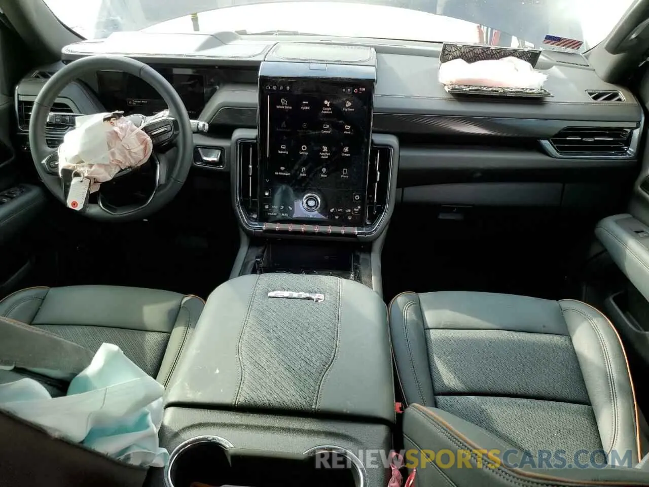 8 Фотография поврежденного автомобиля 1GKS2CRD0SR142846 GMC YUKON 2025