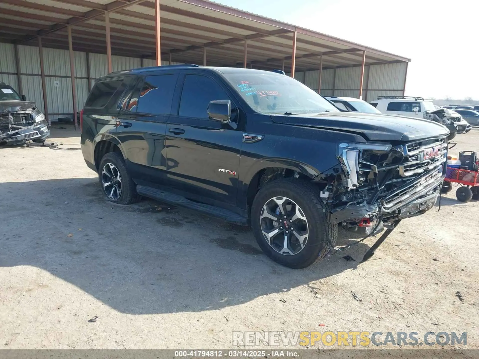 1 Photograph of a damaged car 1GKS2CRD1SR167030 GMC YUKON 2025