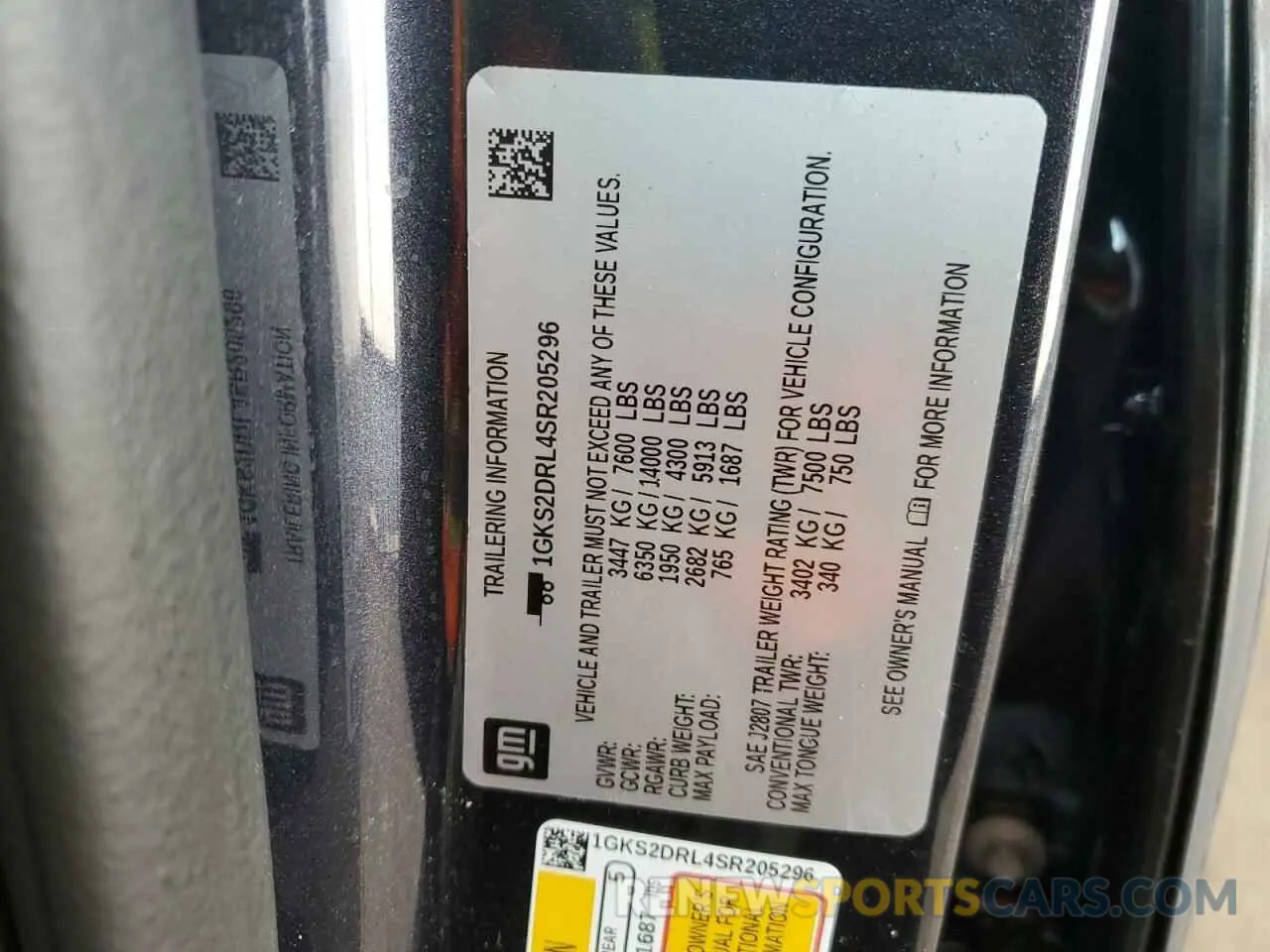 14 Photograph of a damaged car 1GKS2DRL4SR205296 GMC YUKON 2025