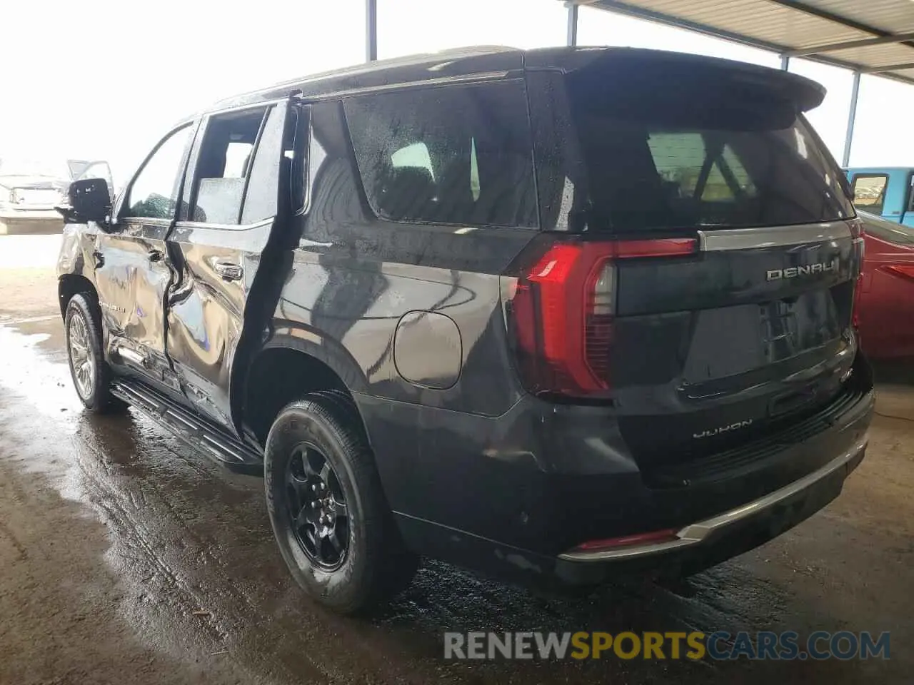 2 Photograph of a damaged car 1GKS2DRL4SR205296 GMC YUKON 2025