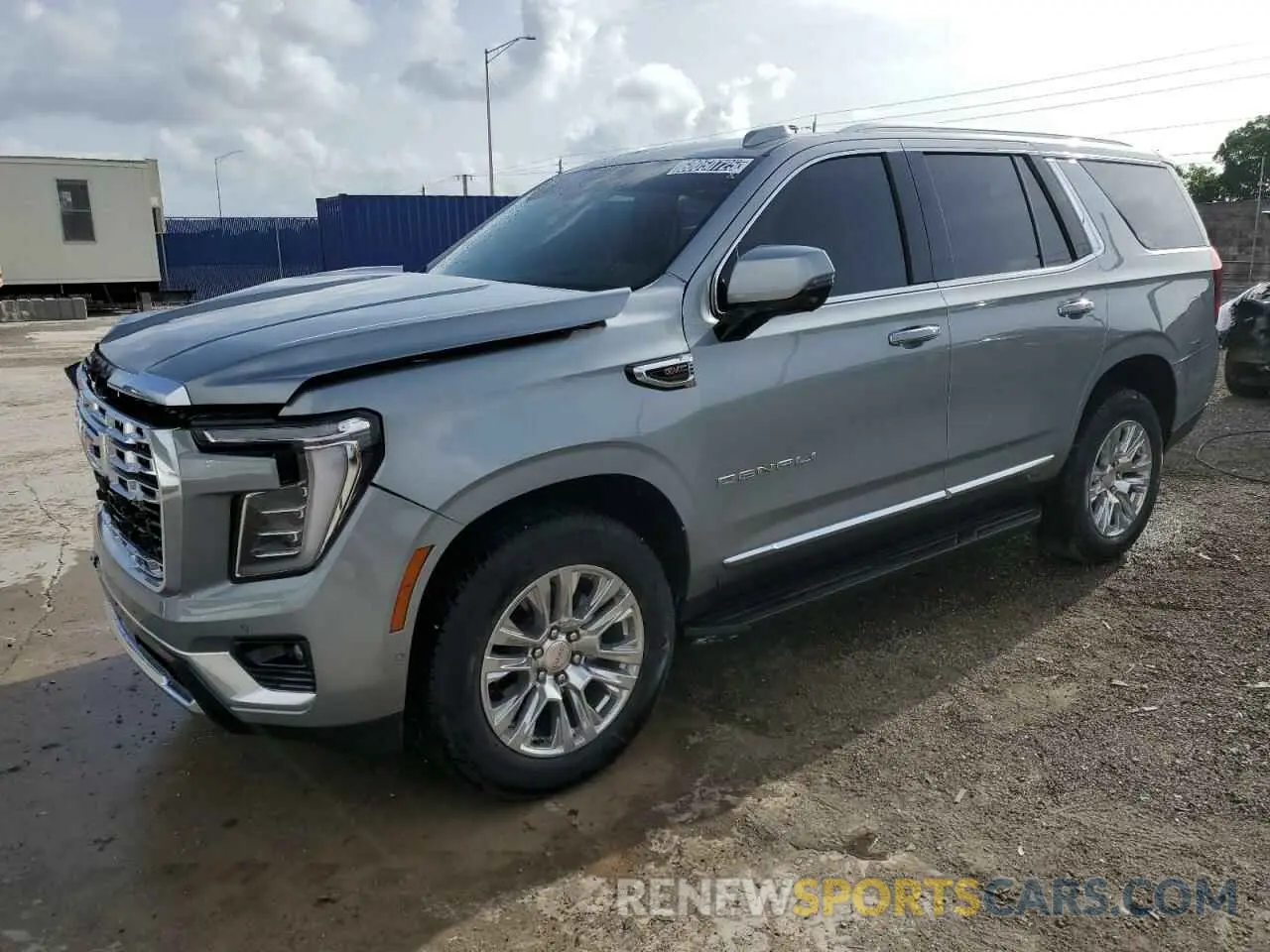 1 Photograph of a damaged car 1GKS2DRL5SR271775 GMC YUKON 2025