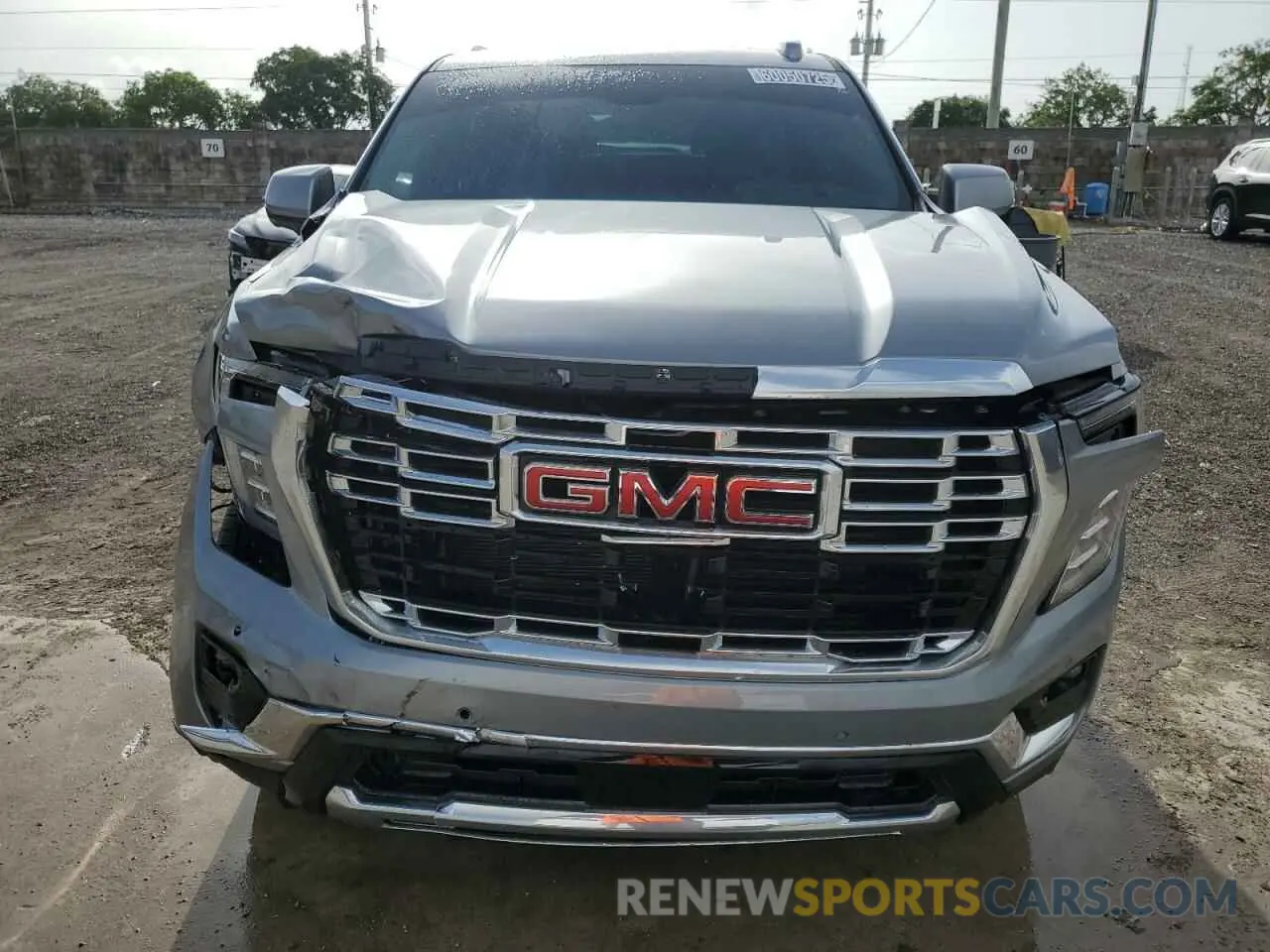 5 Photograph of a damaged car 1GKS2DRL5SR271775 GMC YUKON 2025