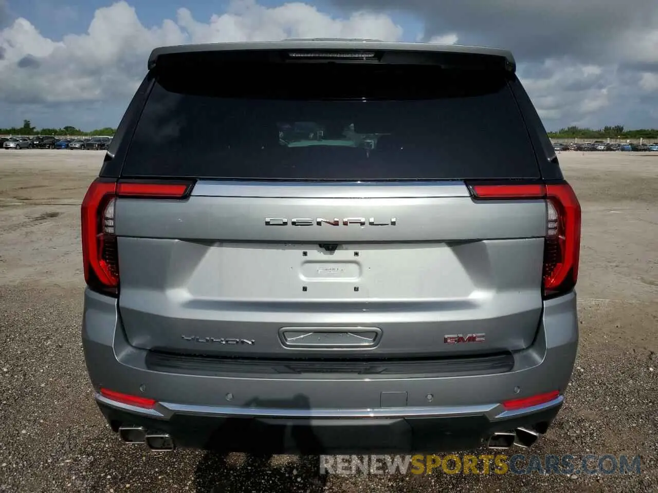 6 Photograph of a damaged car 1GKS2DRL5SR271775 GMC YUKON 2025