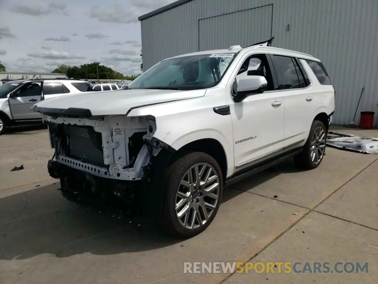 1 Фотография поврежденного автомобиля 1GKS2ERL9SR140340 GMC YUKON 2025