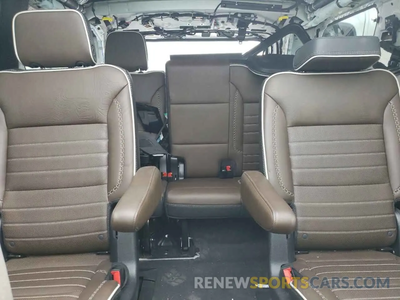 10 Фотография поврежденного автомобиля 1GKS2ERL9SR140340 GMC YUKON 2025