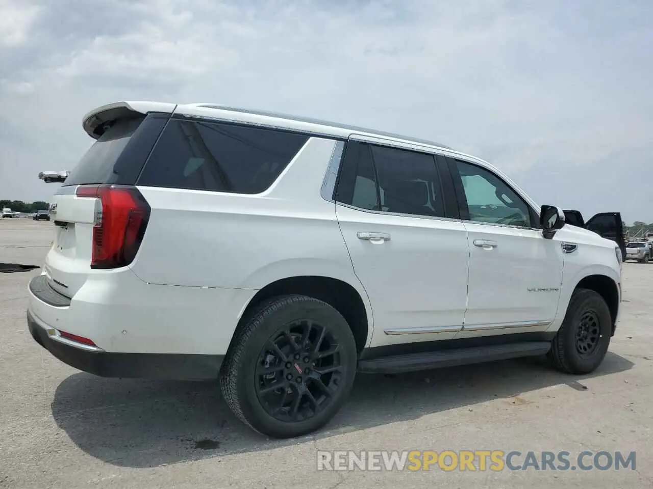 3 Фотография поврежденного автомобиля 1GKS2BRD5SR106175 GMC YUKON ELEV 2025