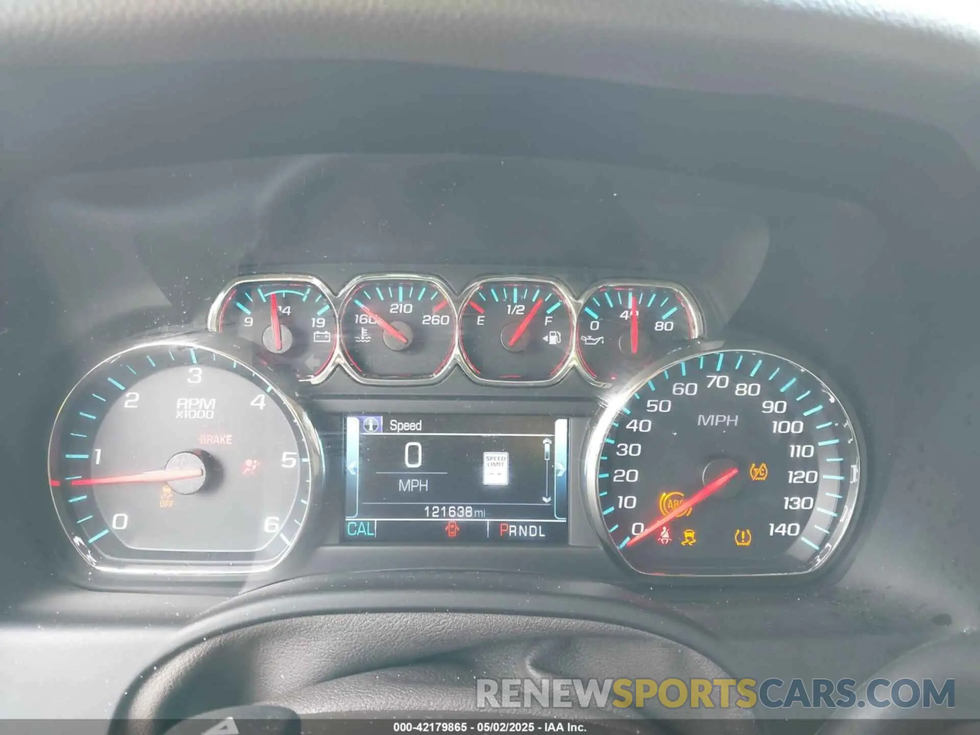 7 Photograph of a damaged car 1GKS1GKC5KR375939 GMC YUKON XL 2019