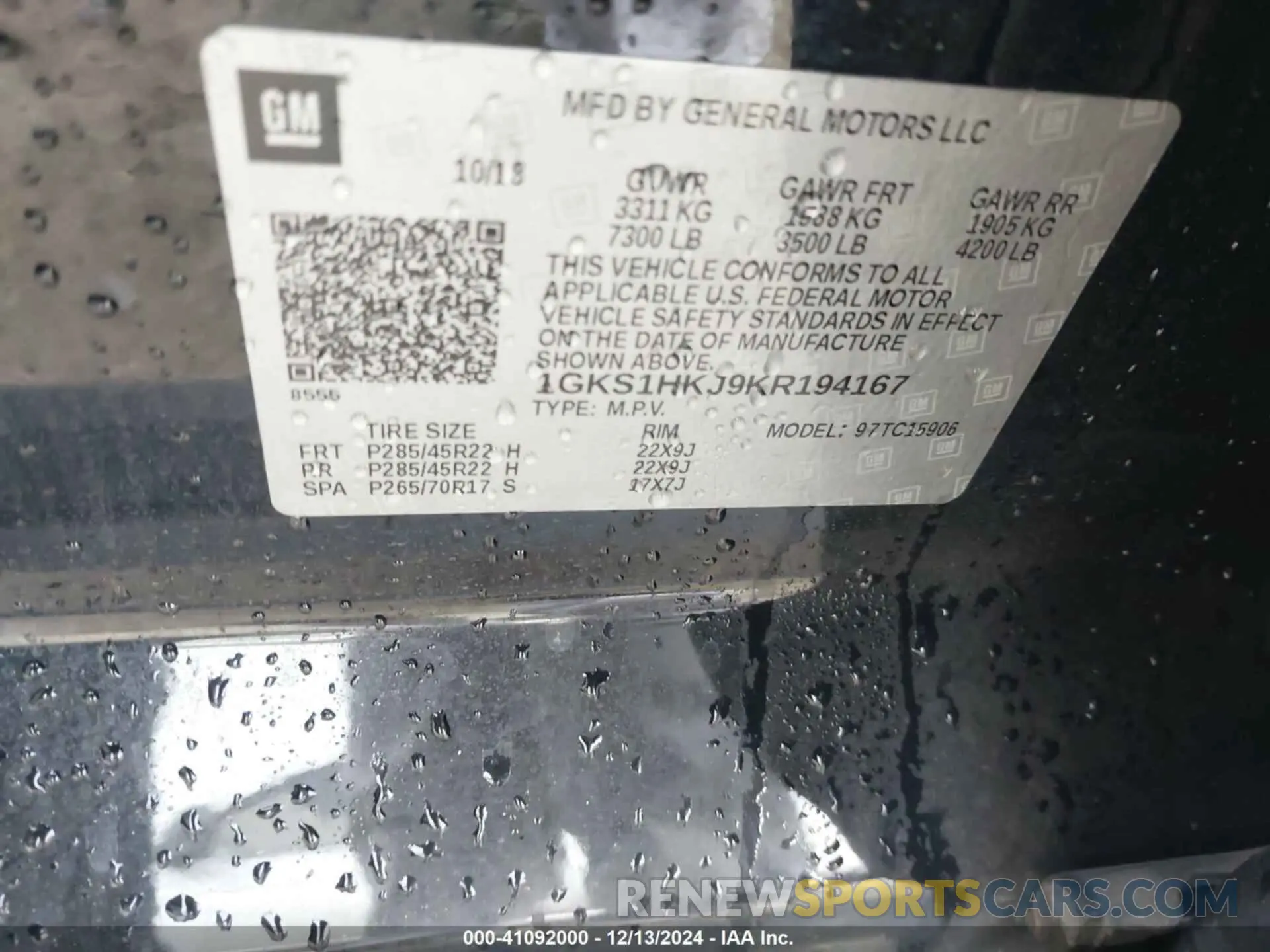 9 Photograph of a damaged car 1GKS1HKJ9KR194167 GMC YUKON XL 2019