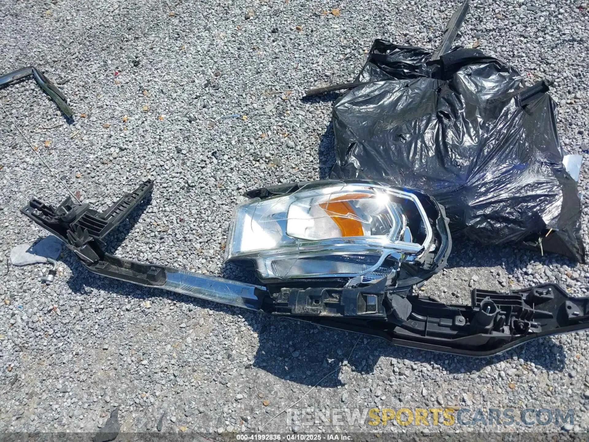 12 Фотография поврежденного автомобиля 1GKS1HKJ9KR354998 GMC YUKON XL 2019