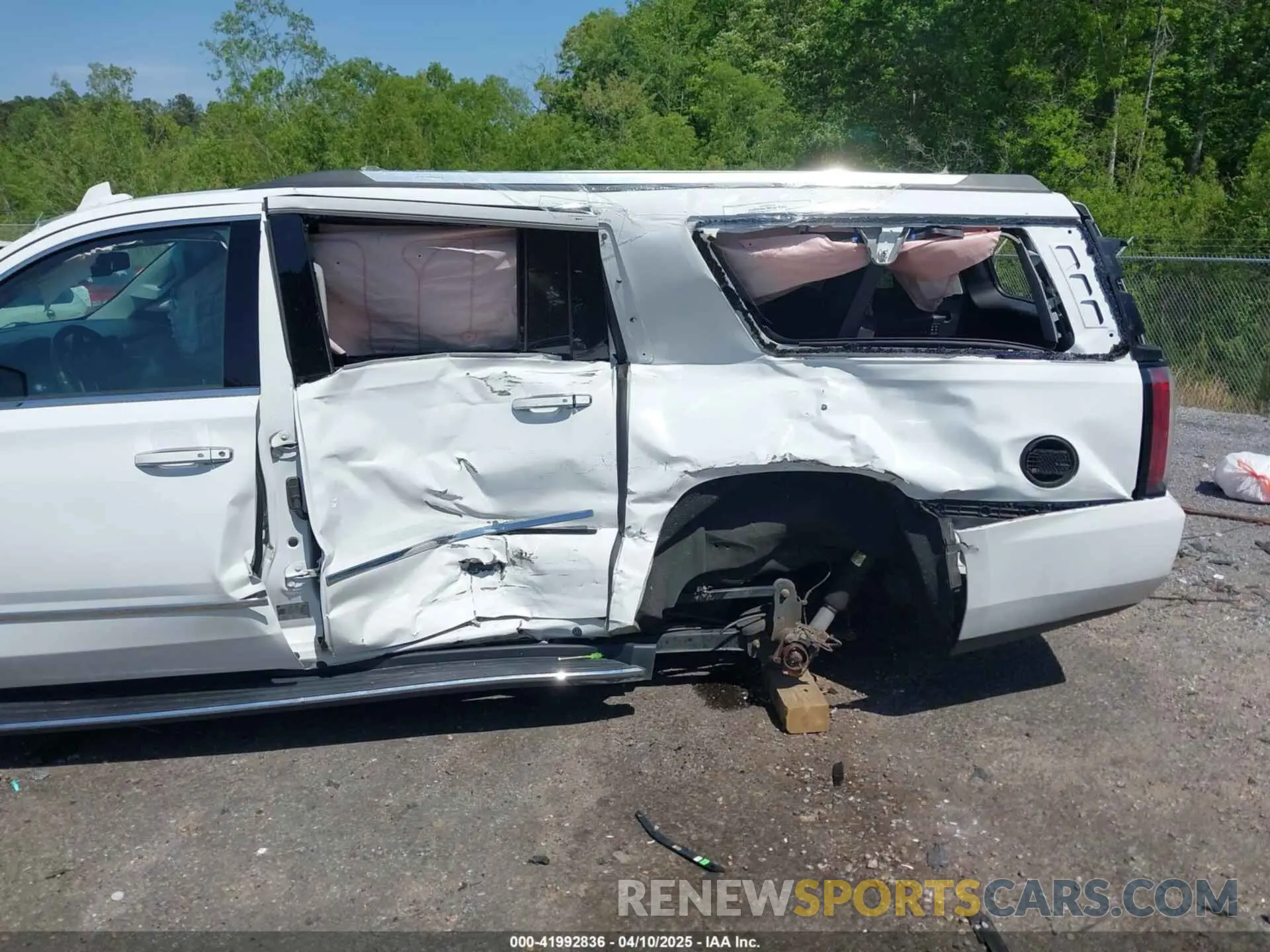 6 Фотография поврежденного автомобиля 1GKS1HKJ9KR354998 GMC YUKON XL 2019