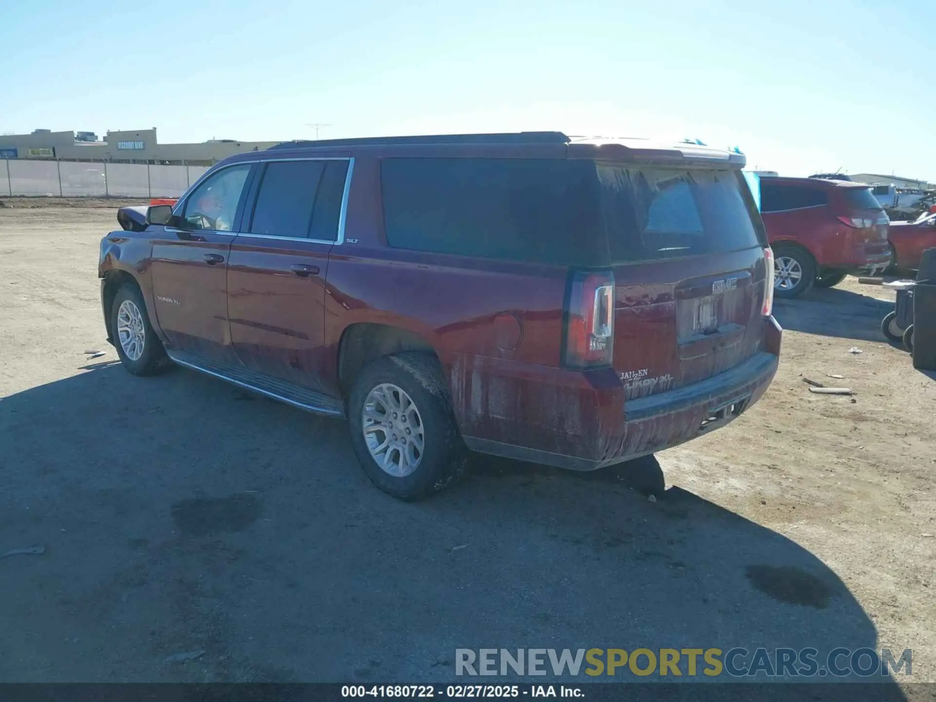3 Фотография поврежденного автомобиля 1GKS2GKC2KR343513 GMC YUKON XL 2019