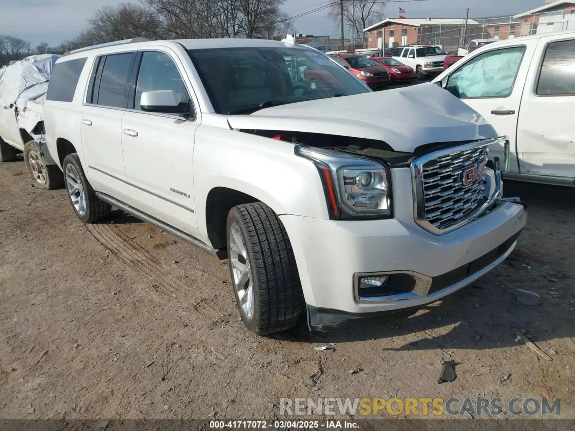 1 Фотография поврежденного автомобиля 1GKS1HKJ6LR282854 GMC YUKON XL 2020