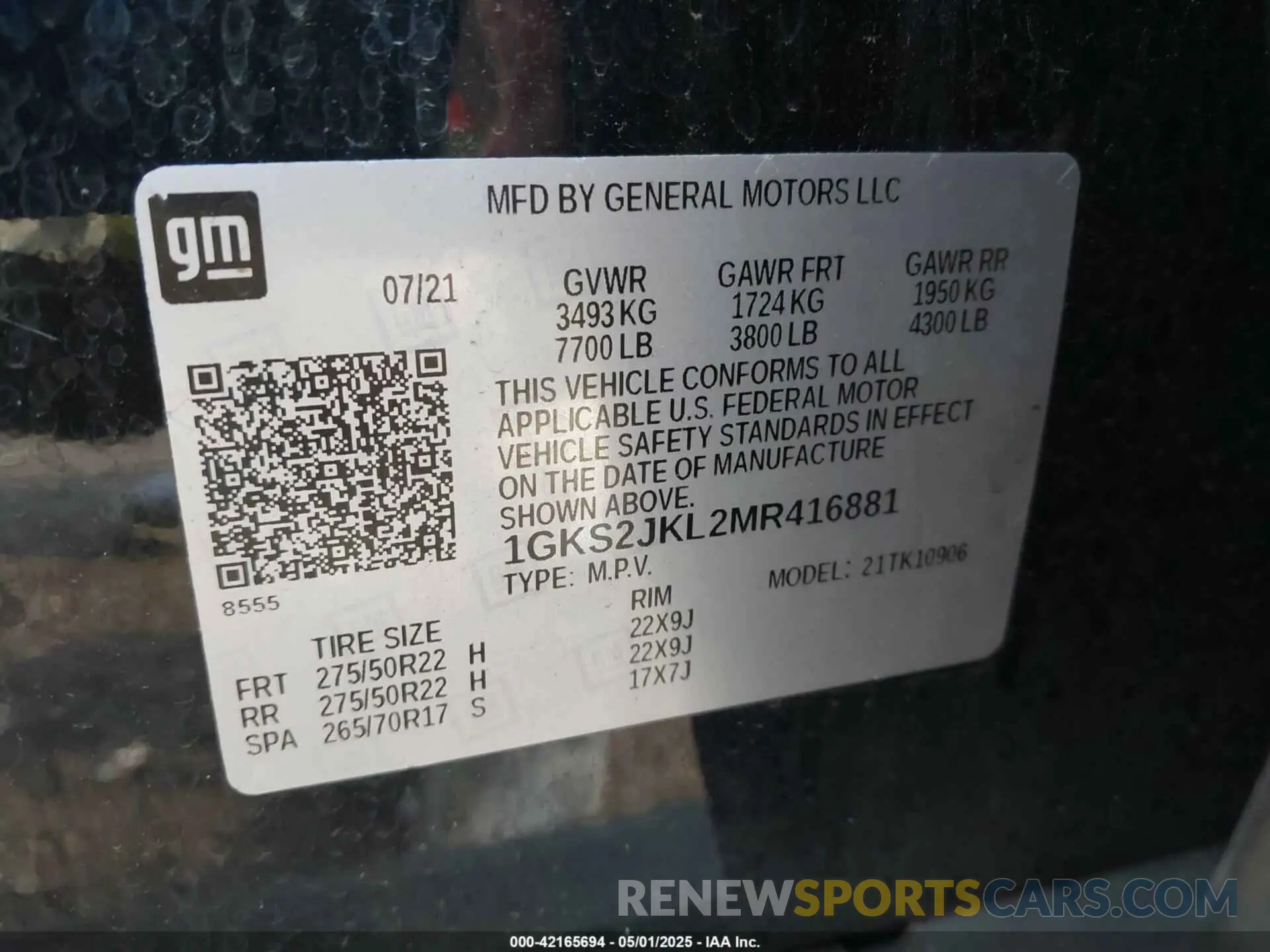 9 Photograph of a damaged car 1GKS2JKL2MR416881 GMC YUKON XL 2021