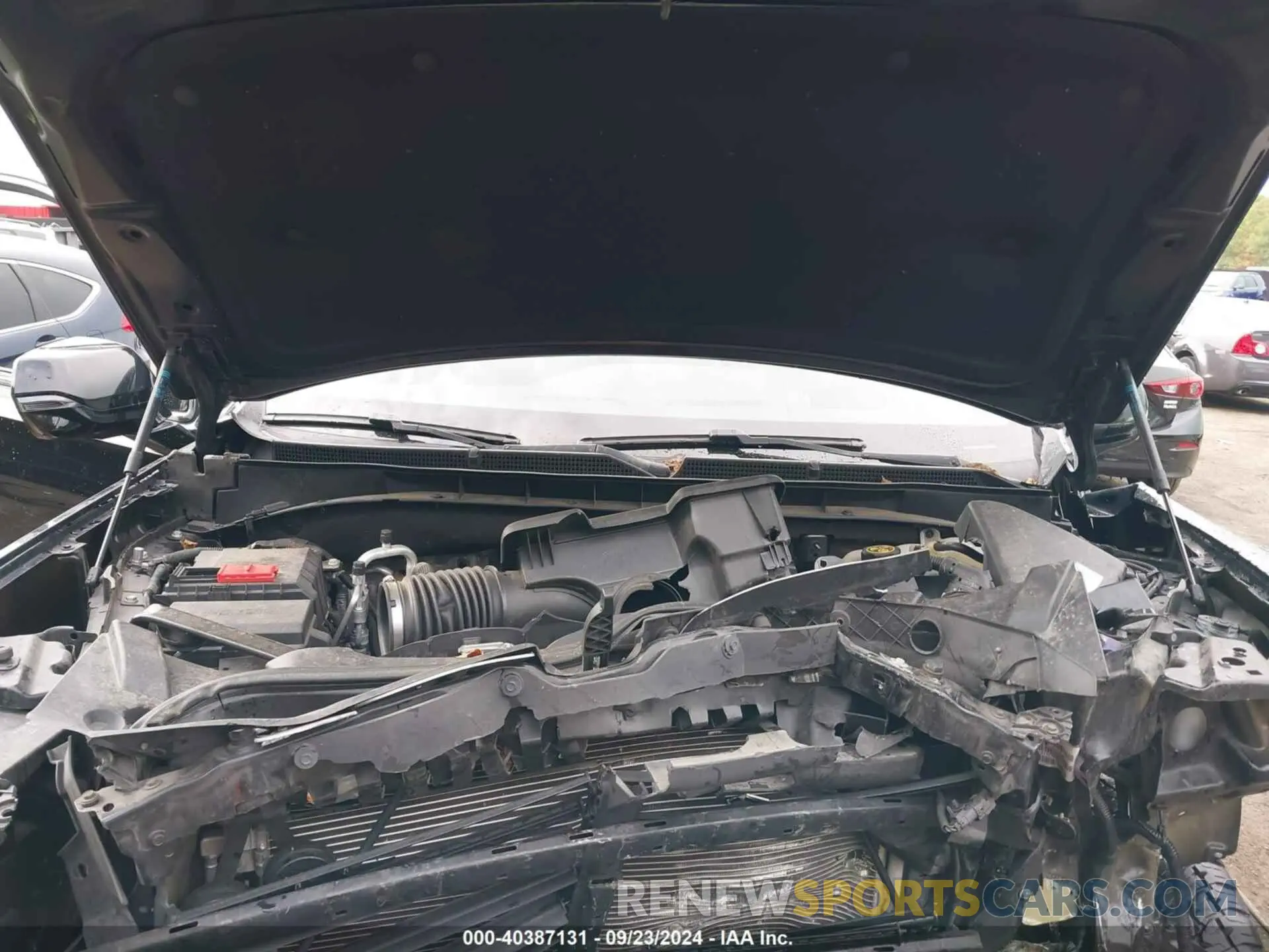 10 Фотография поврежденного автомобиля 1GKS2JKLXMR357630 GMC YUKON XL 2021