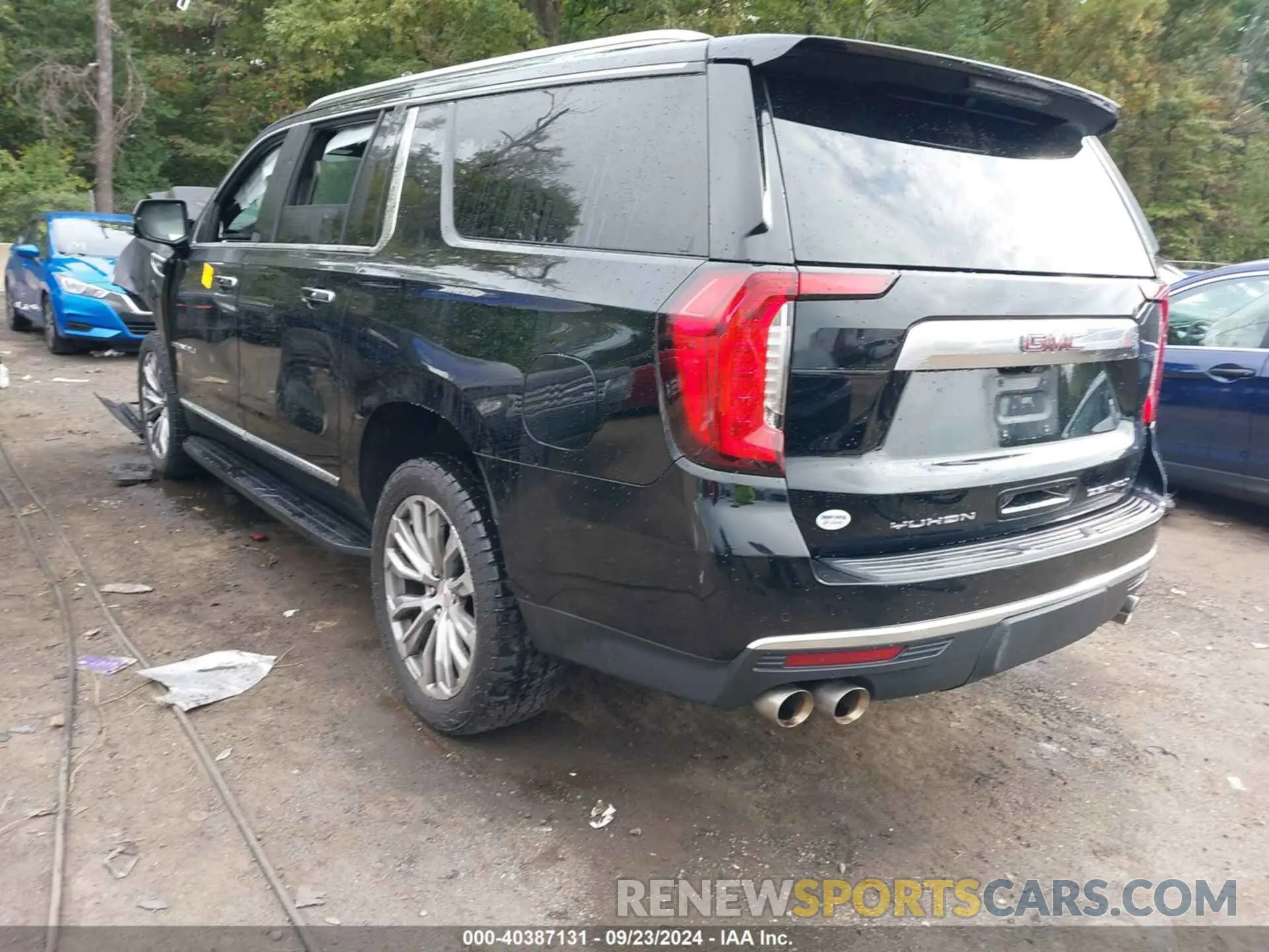 3 Фотография поврежденного автомобиля 1GKS2JKLXMR357630 GMC YUKON XL 2021
