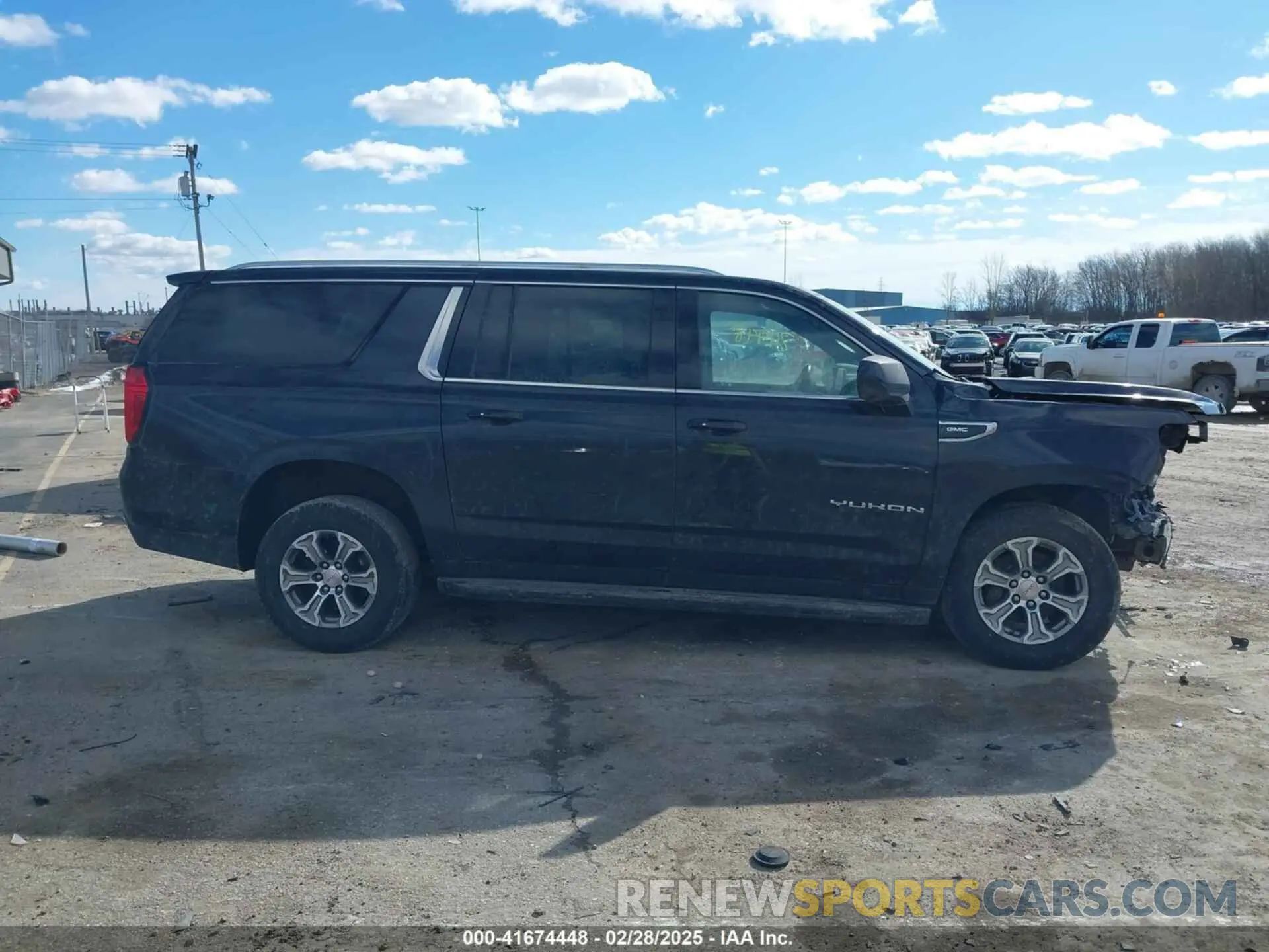 14 Фотография поврежденного автомобиля 1GKS2FKD0NR326393 GMC YUKON XL 2022