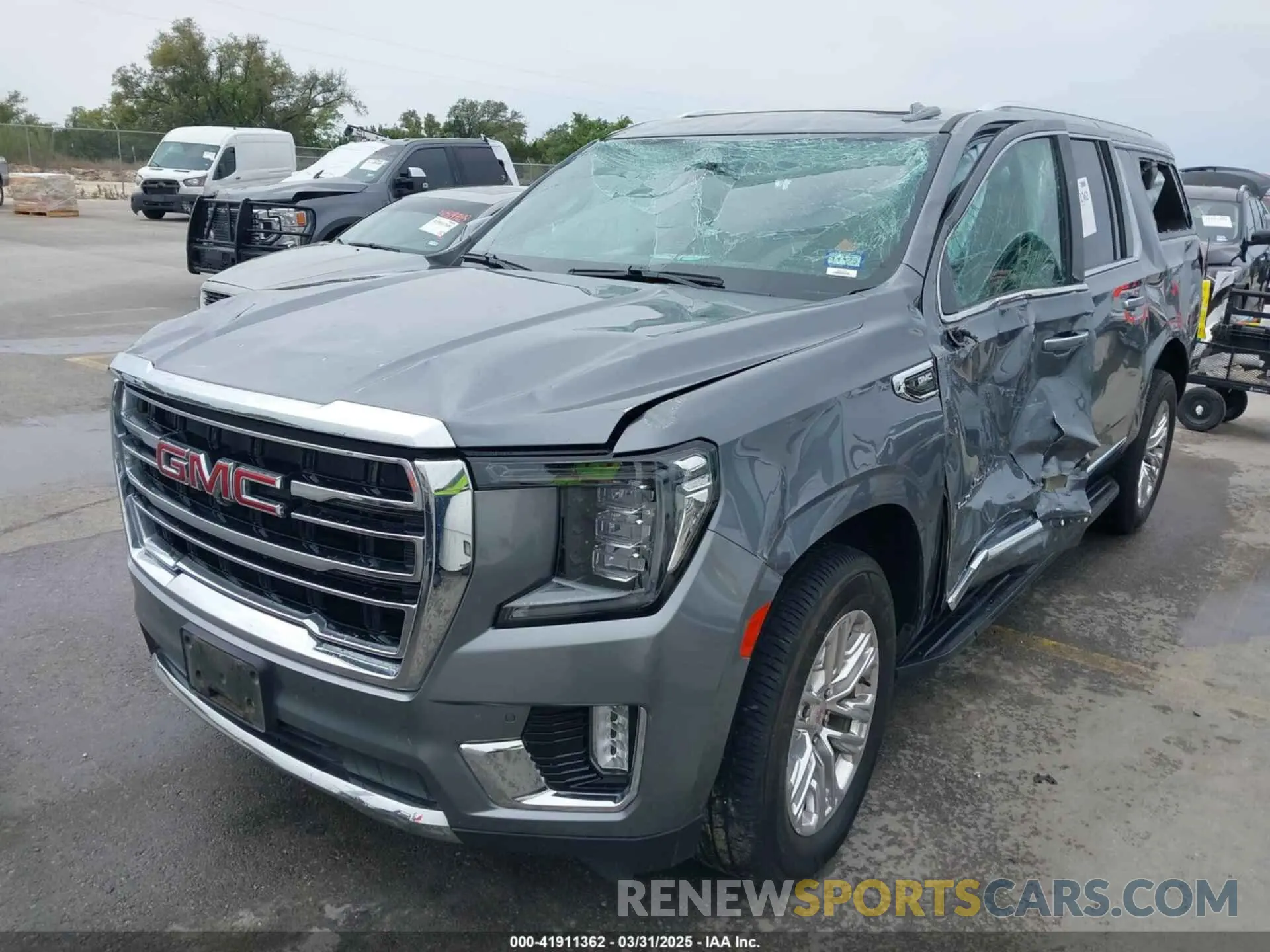 2 Фотография поврежденного автомобиля 1GKS2GKD2NR153790 GMC YUKON XL 2022