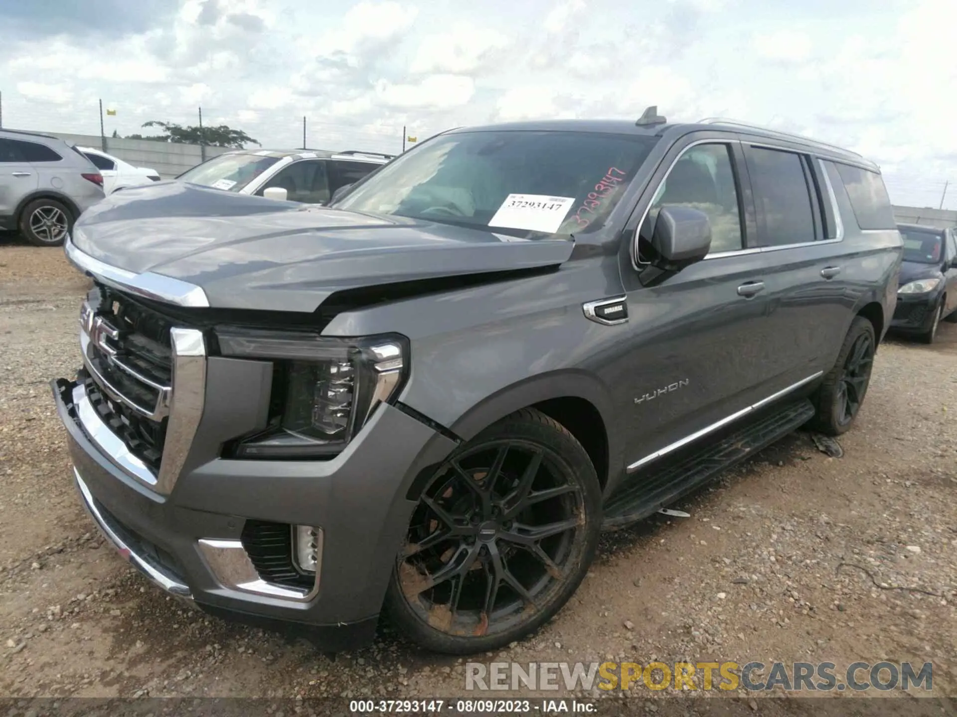 2 Фотография поврежденного автомобиля 1GKS2GKT3NR233736 GMC YUKON XL 2022