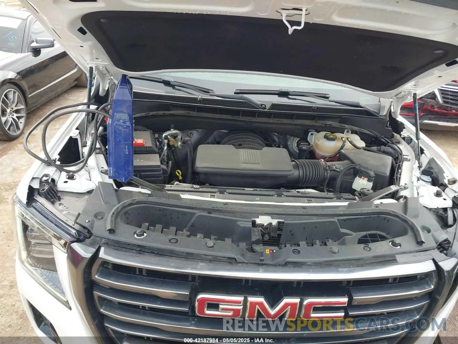 10 Фотография поврежденного автомобиля 1GKS2HKL4NR150032 GMC YUKON XL 2022