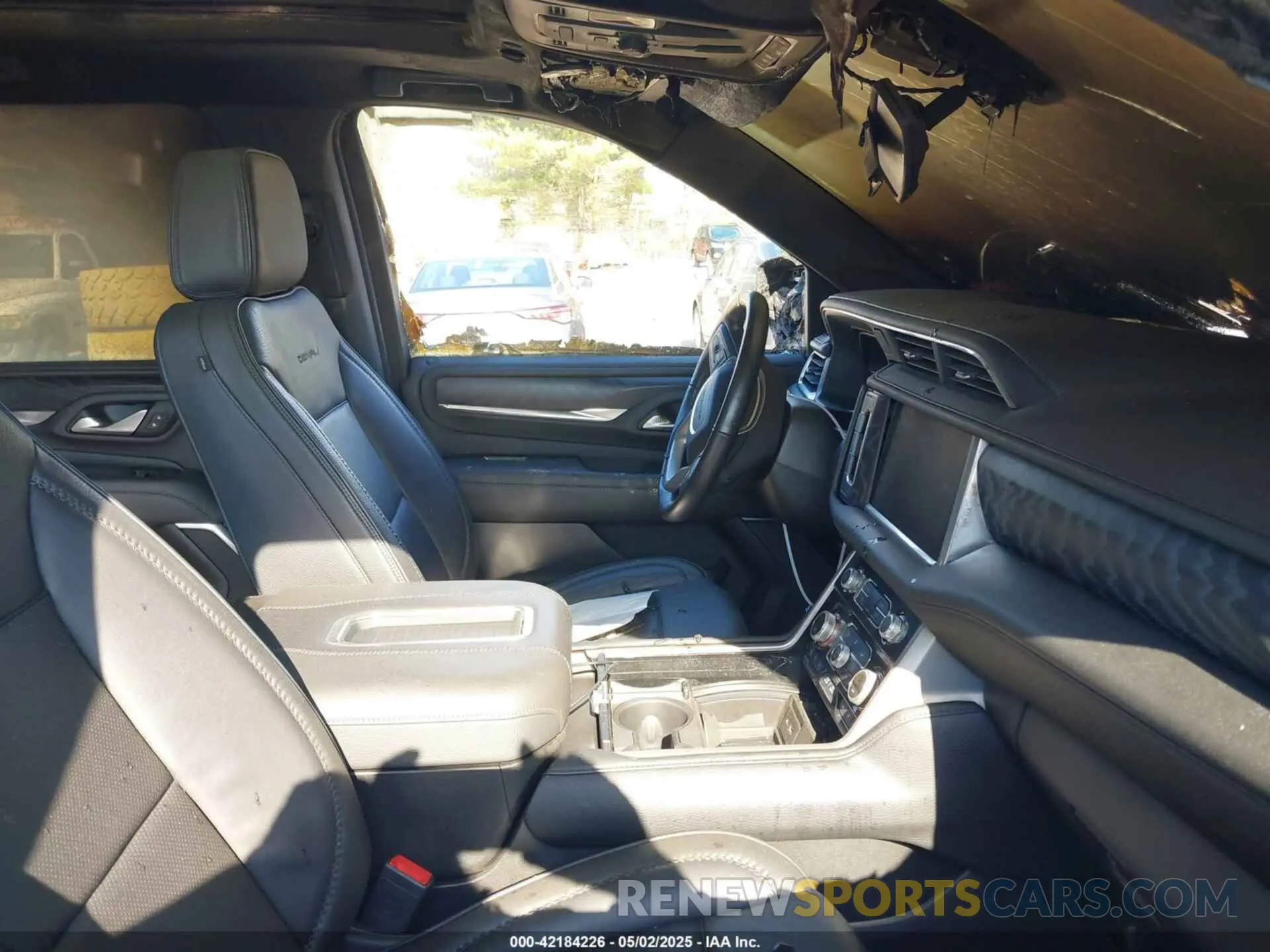 5 Фотография поврежденного автомобиля 1GKS2JKLXNR261854 GMC YUKON XL 2022