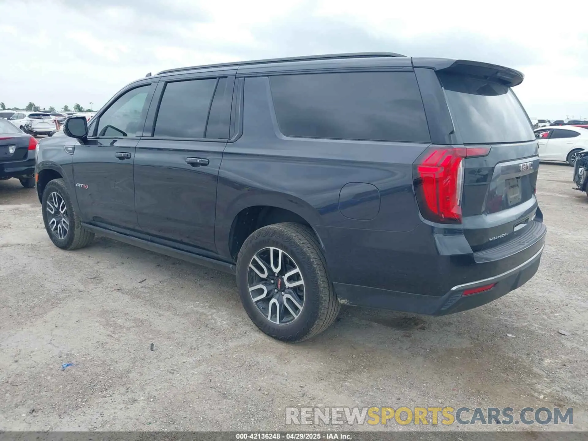 3 Photograph of a damaged car 1GKS2HKD9PR549529 GMC YUKON XL 2023