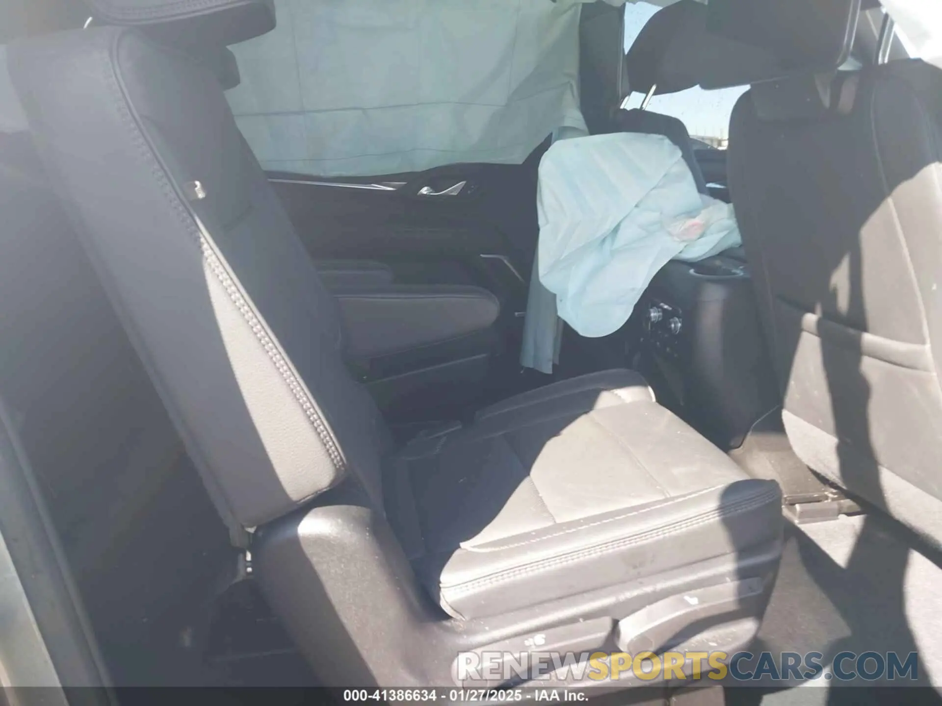 8 Фотография поврежденного автомобиля 1GKS2JKL5PR550465 GMC YUKON XL 2023