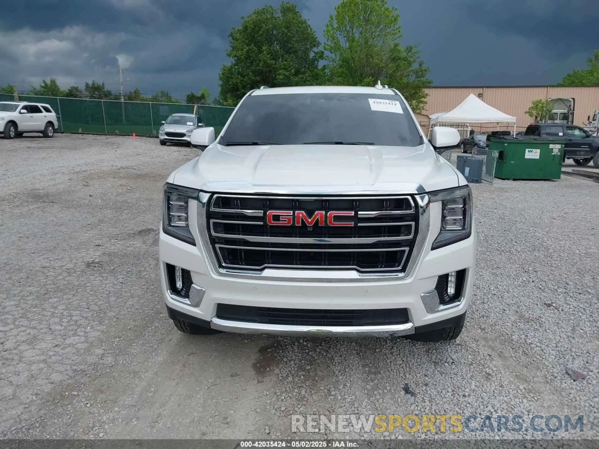 12 Photograph of a damaged car 1GKS2GKD5RR262220 GMC YUKON XL 2024