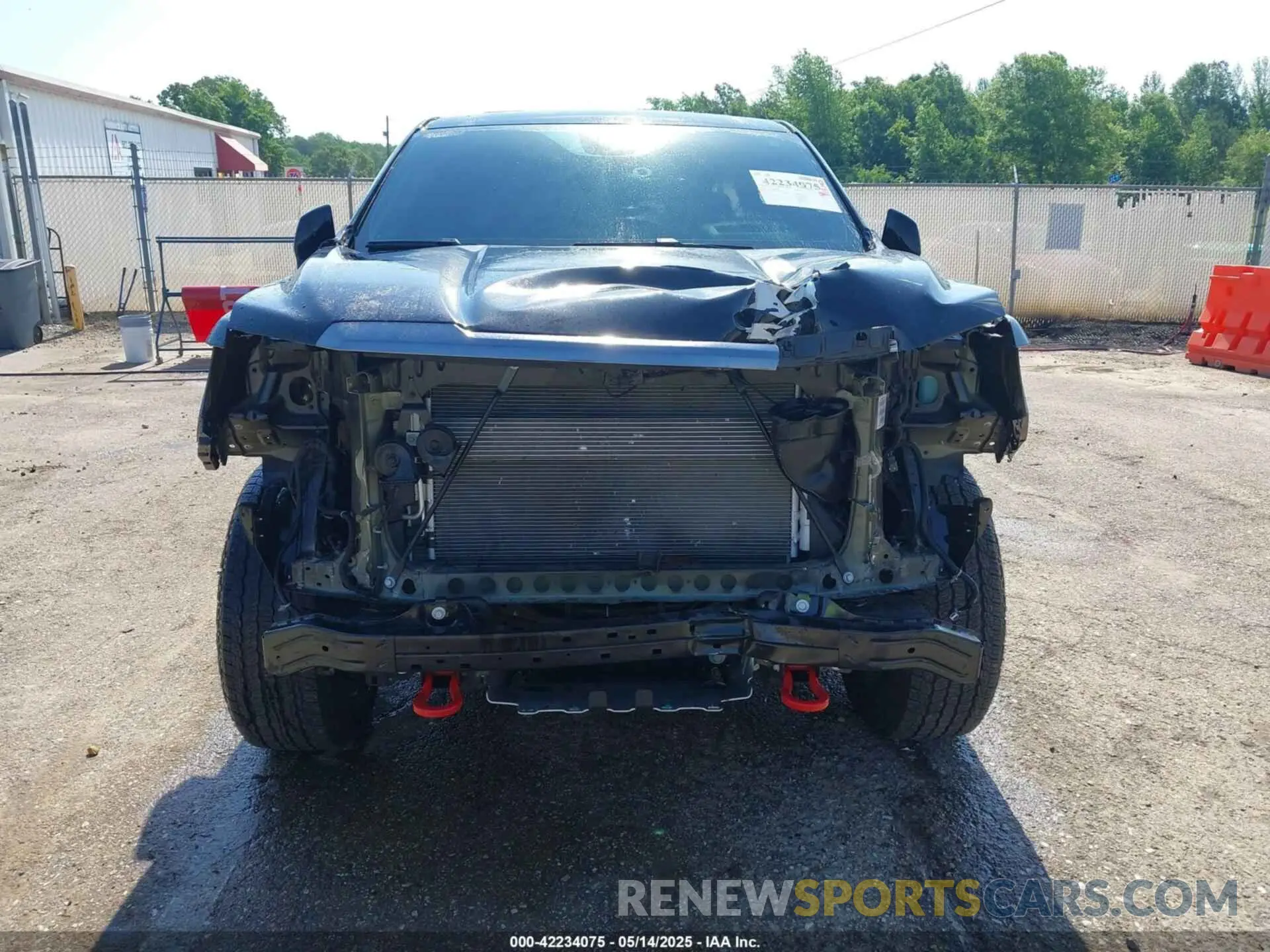 13 Фотография поврежденного автомобиля 1GKS2HKD1RR315789 GMC YUKON XL 2024