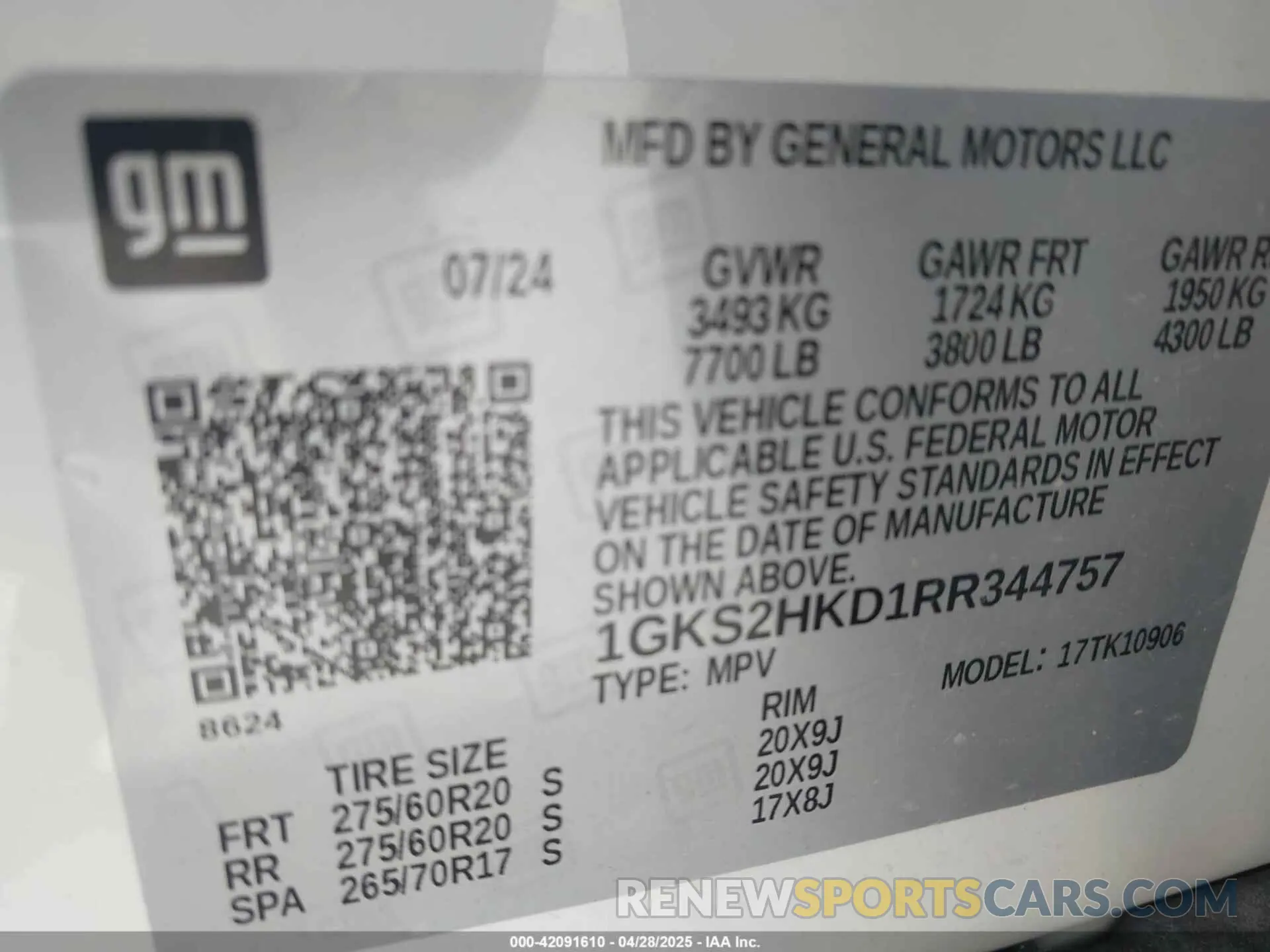 9 Photograph of a damaged car 1GKS2HKD1RR344757 GMC YUKON XL 2024