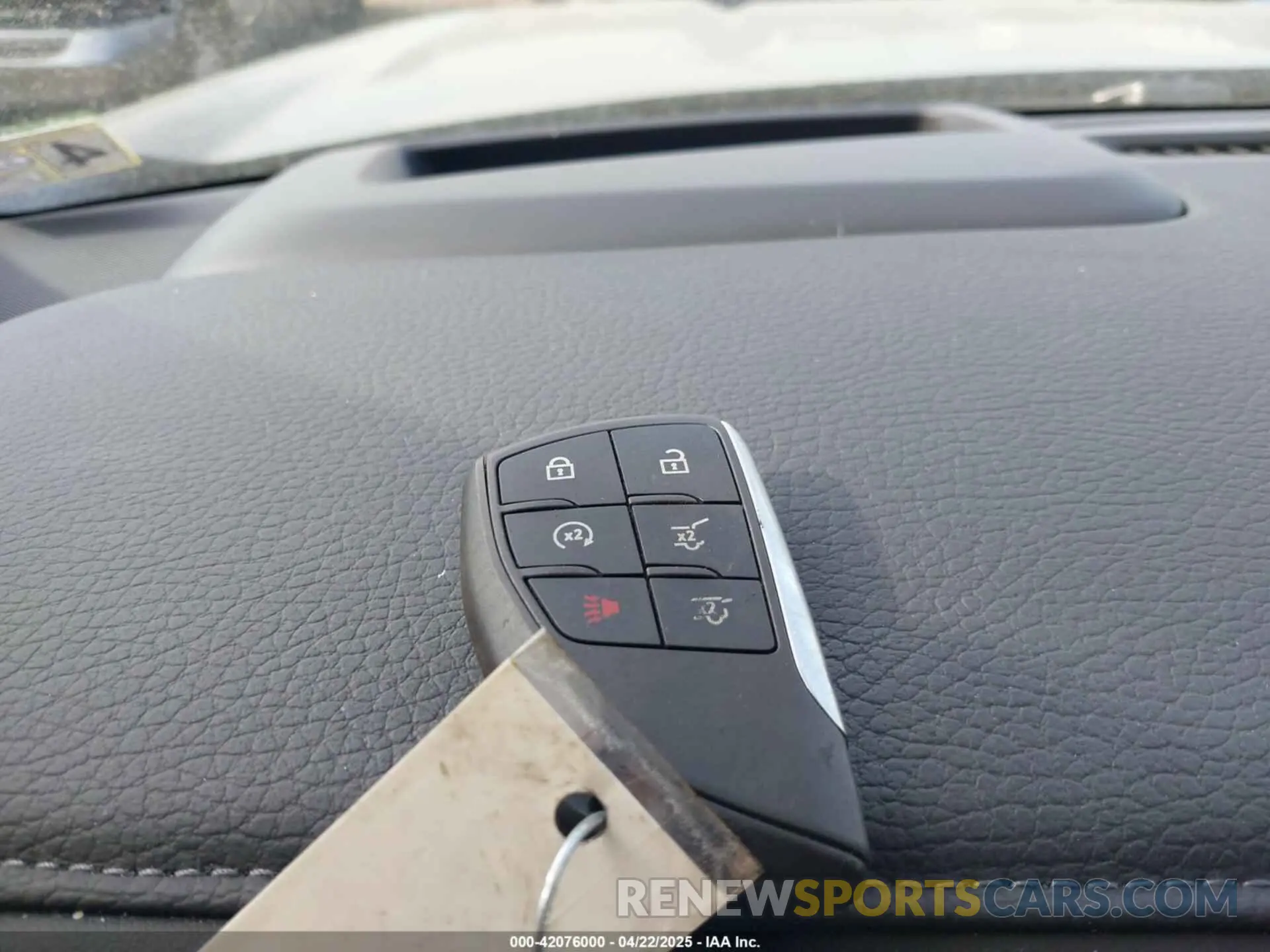 11 Фотография поврежденного автомобиля 1GKS2JKL6RR122326 GMC YUKON XL 2024