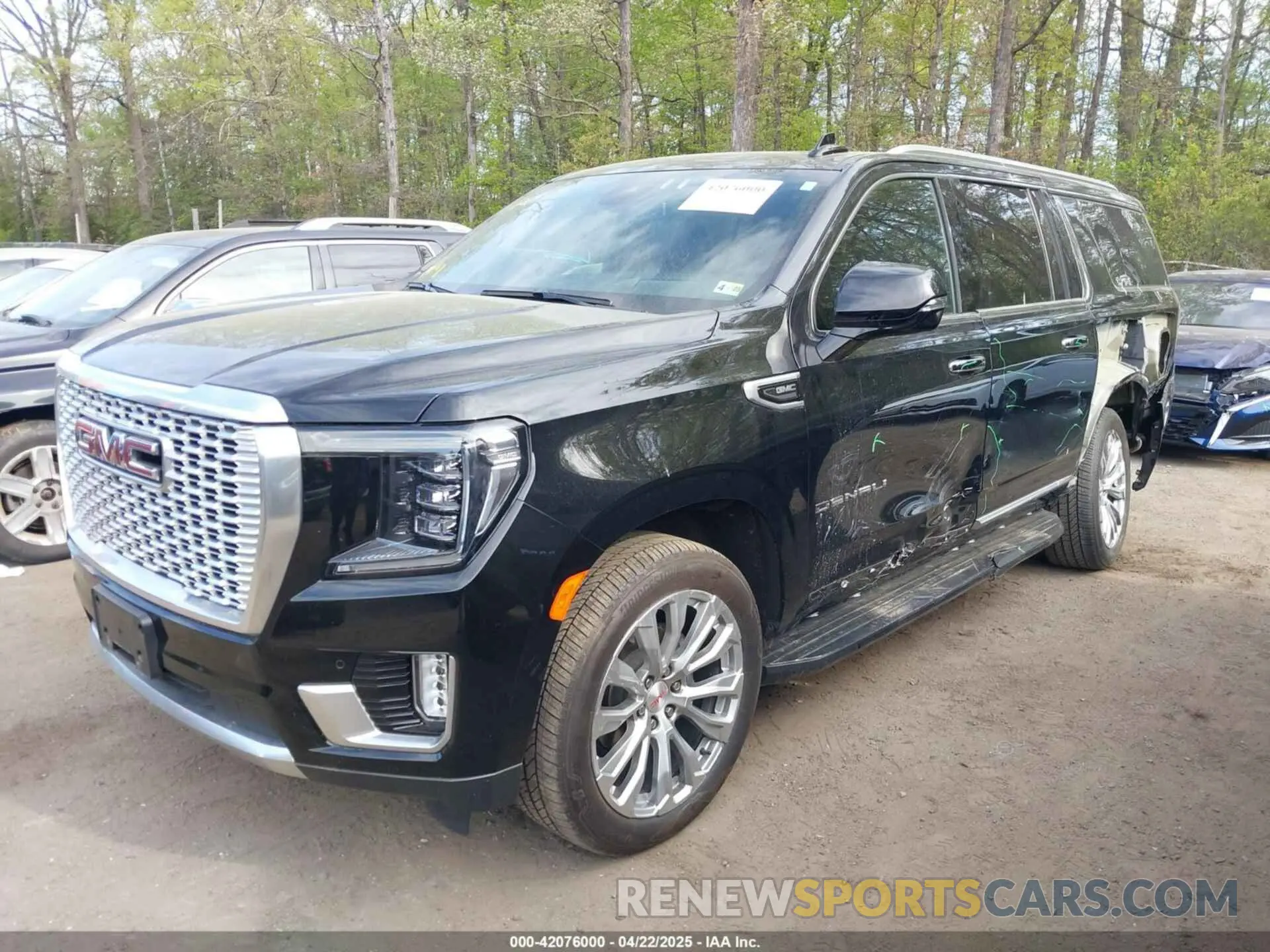 2 Фотография поврежденного автомобиля 1GKS2JKL6RR122326 GMC YUKON XL 2024