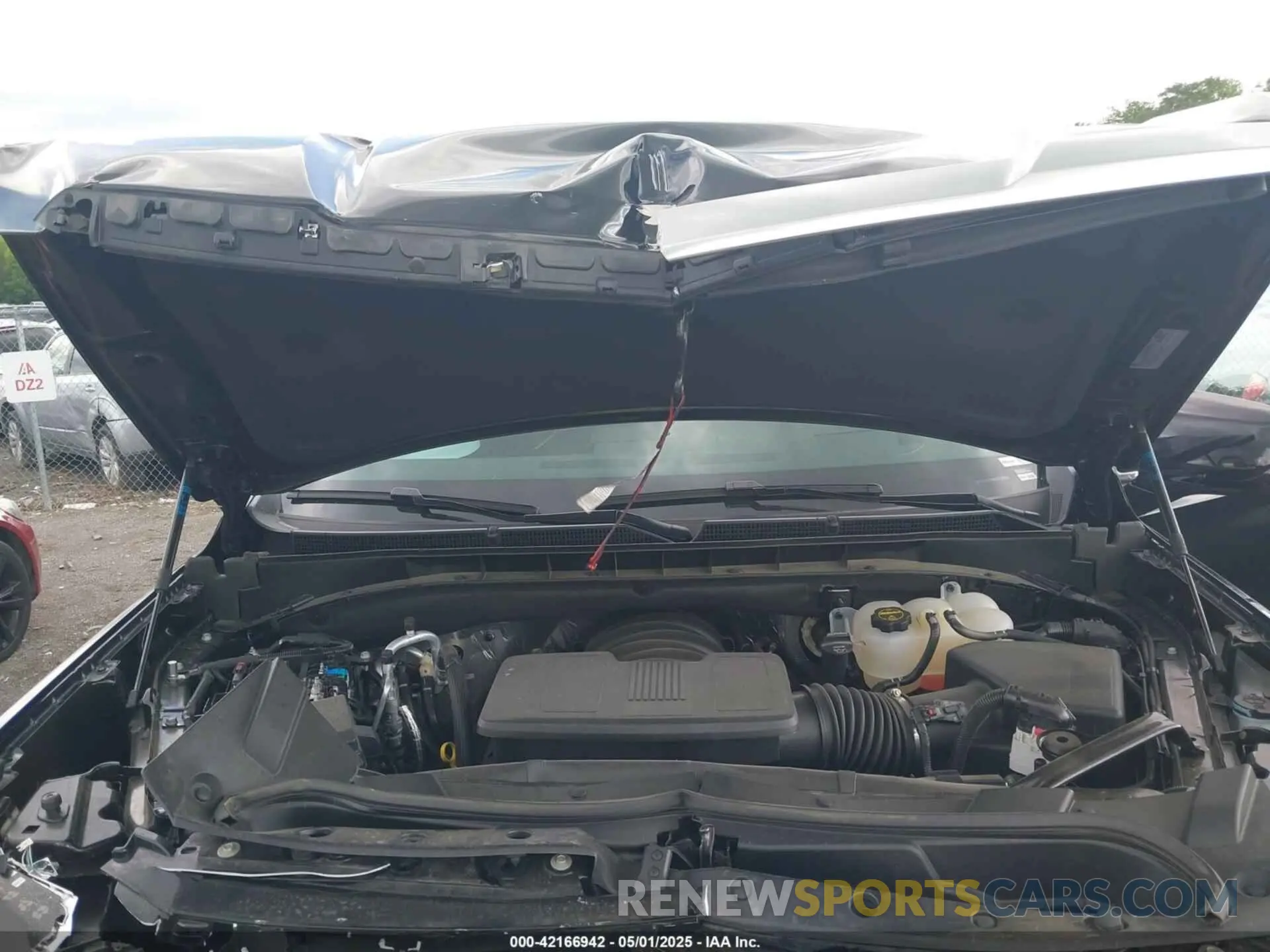 10 Фотография поврежденного автомобиля 1GKS2JRL9SR192737 GMC YUKON XL 2025