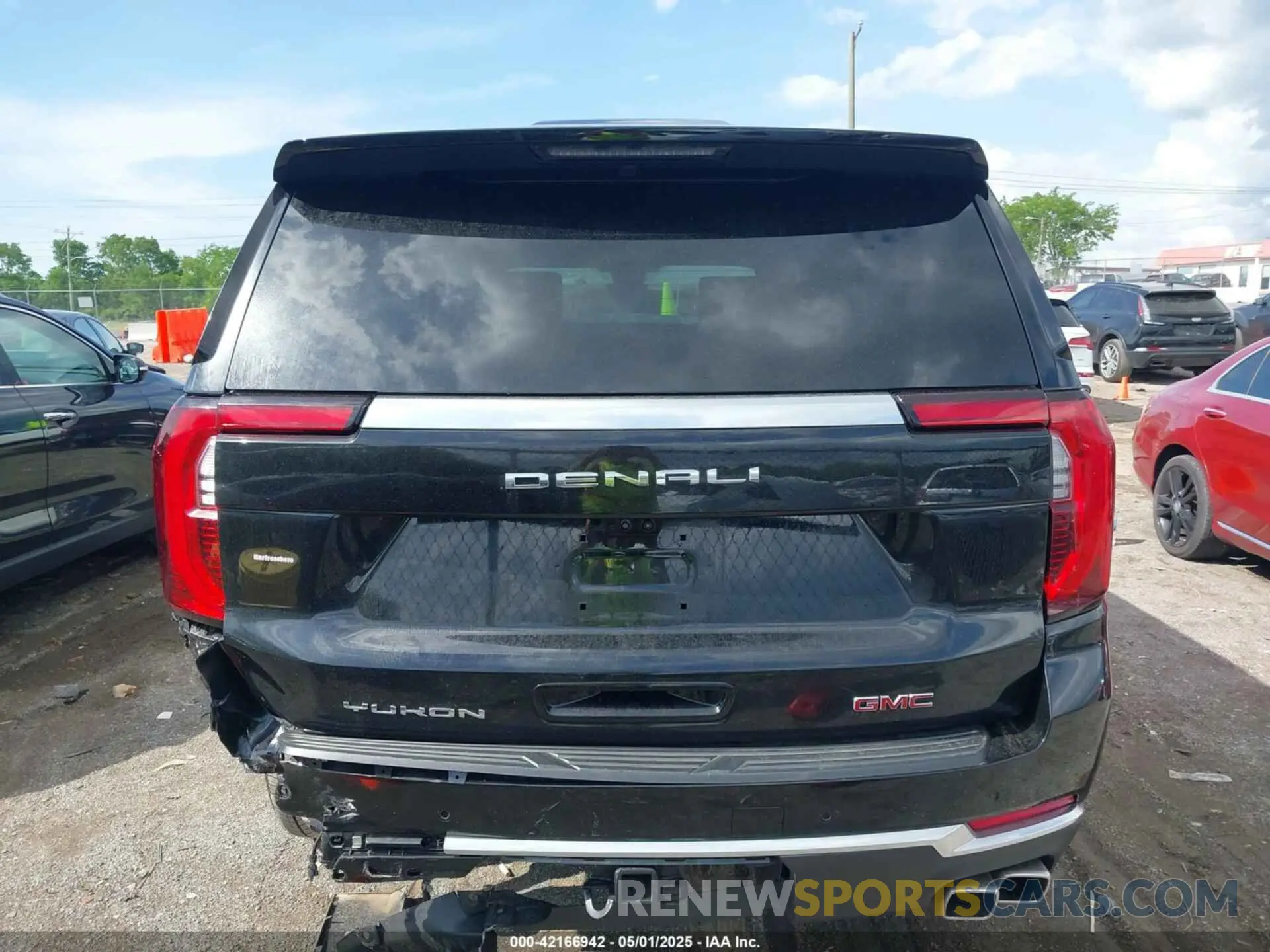 16 Фотография поврежденного автомобиля 1GKS2JRL9SR192737 GMC YUKON XL 2025