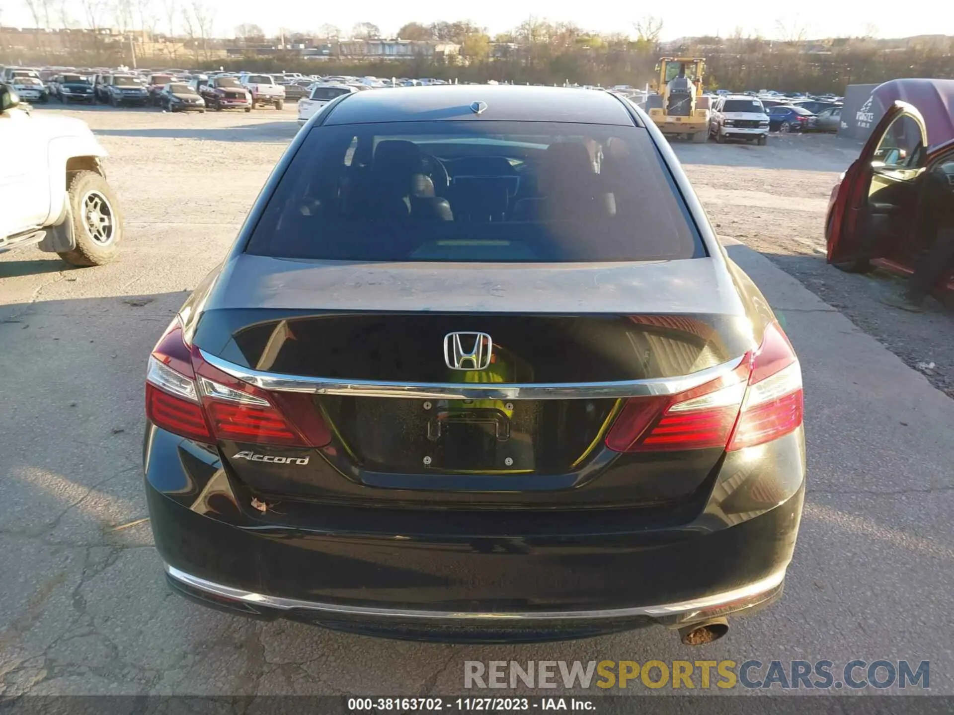 17 Photograph of a damaged car 1HGCR2F93GA234286 HONDA ACCORD 2016