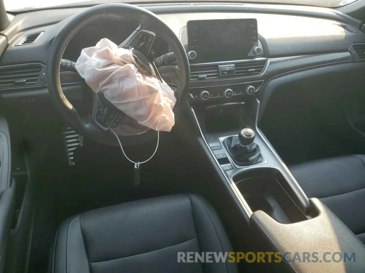 8 Photograph of a damaged car 1HGCV1E38KA100806 HONDA ACCORD 2019