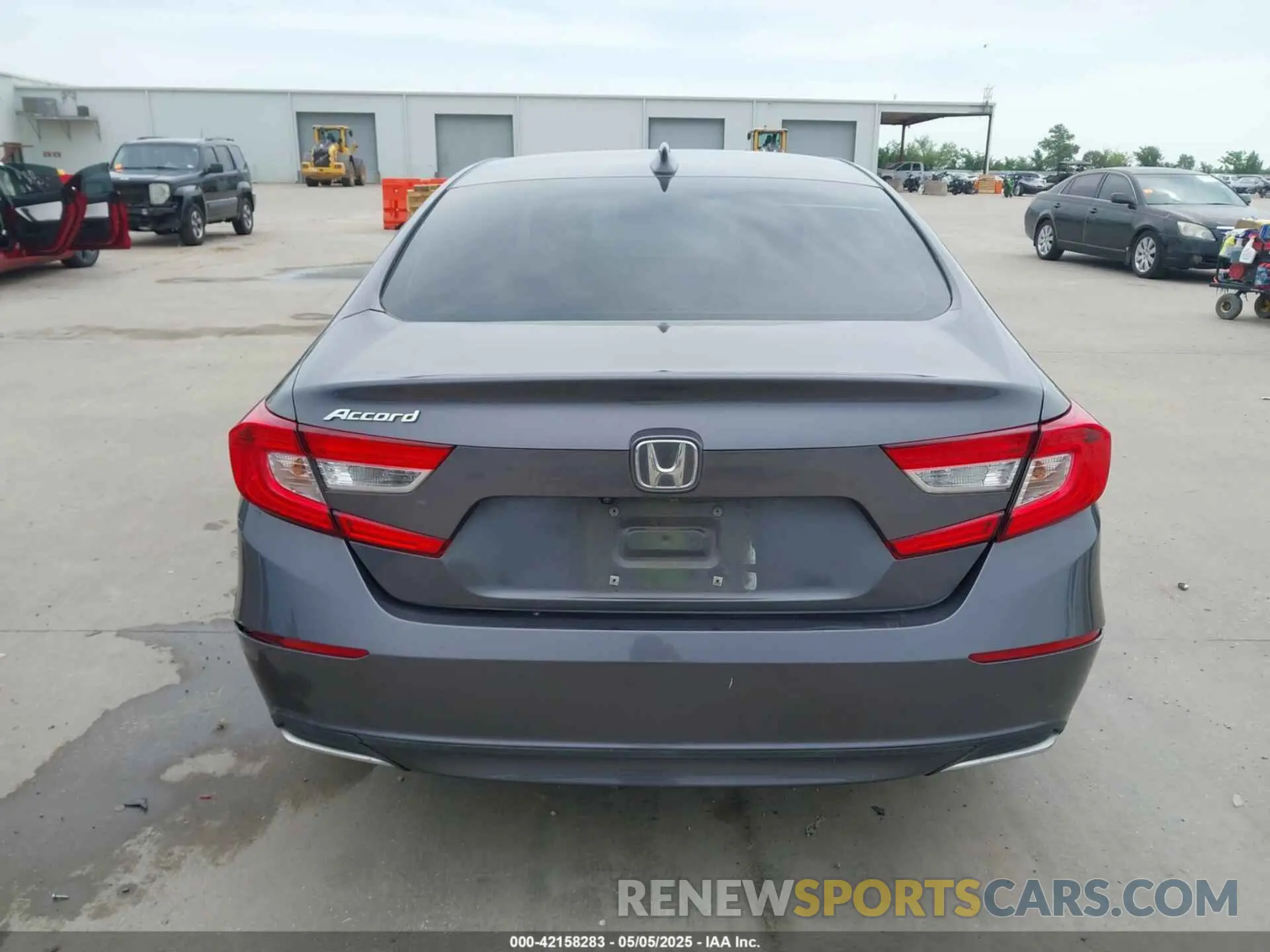 16 Photograph of a damaged car 1HGCV1F10KA027766 HONDA ACCORD 2019