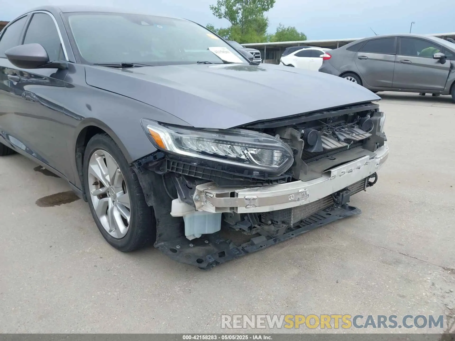 17 Photograph of a damaged car 1HGCV1F10KA027766 HONDA ACCORD 2019