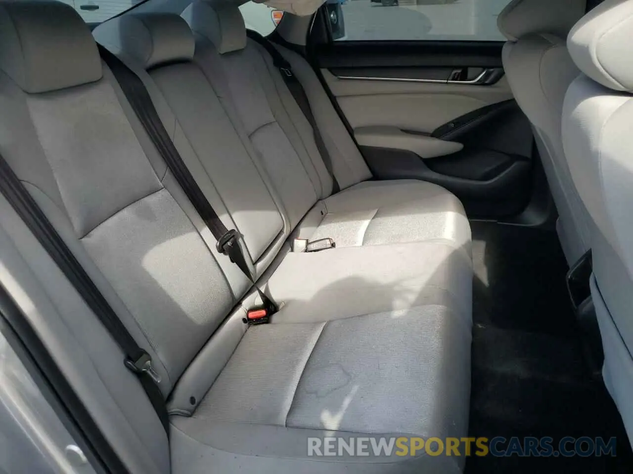 10 Фотография поврежденного автомобиля 1HGCV1F10KA043255 HONDA ACCORD 2019