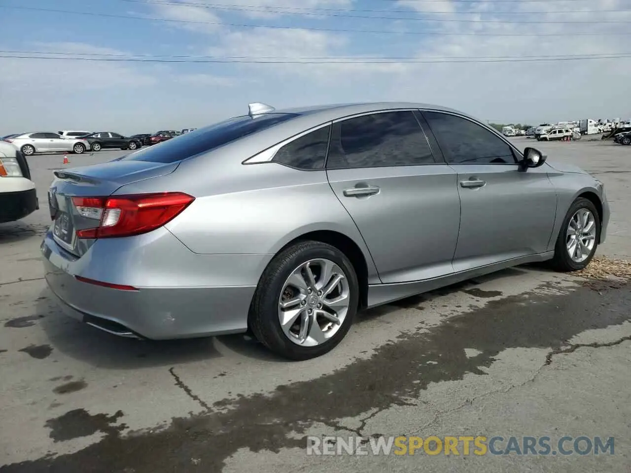 3 Фотография поврежденного автомобиля 1HGCV1F10KA043255 HONDA ACCORD 2019