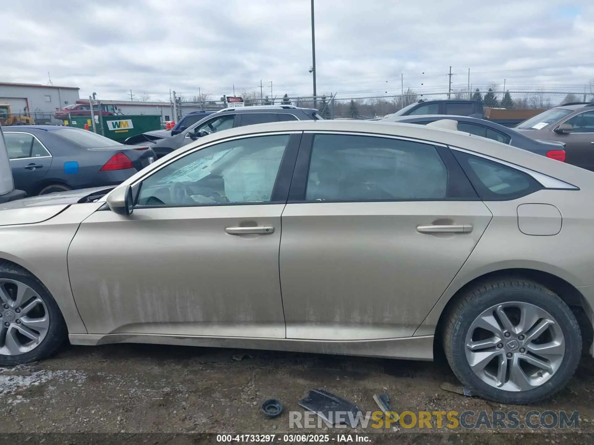 15 Photograph of a damaged car 1HGCV1F10KA123137 HONDA ACCORD 2019