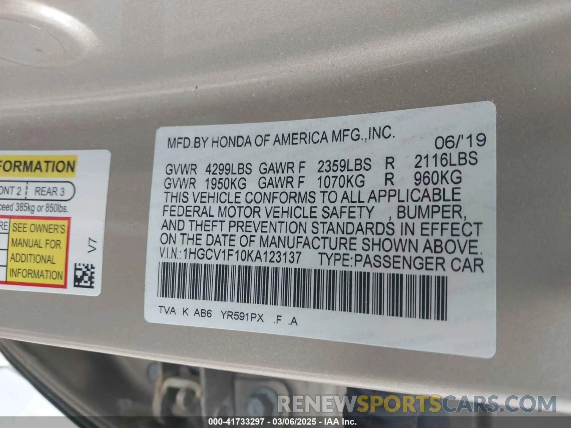 9 Photograph of a damaged car 1HGCV1F10KA123137 HONDA ACCORD 2019