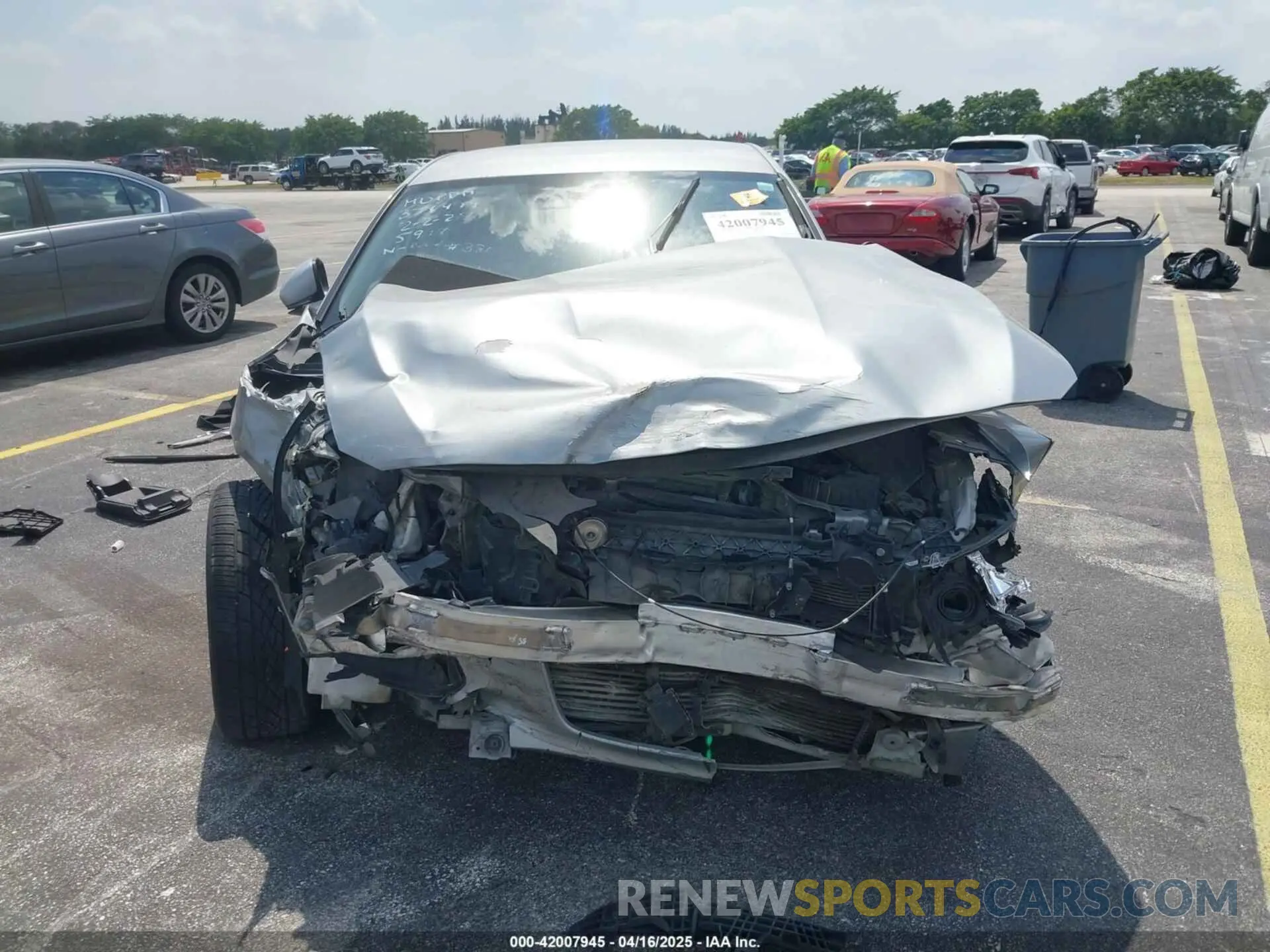 6 Photograph of a damaged car 1HGCV1F10KA135918 HONDA ACCORD 2019
