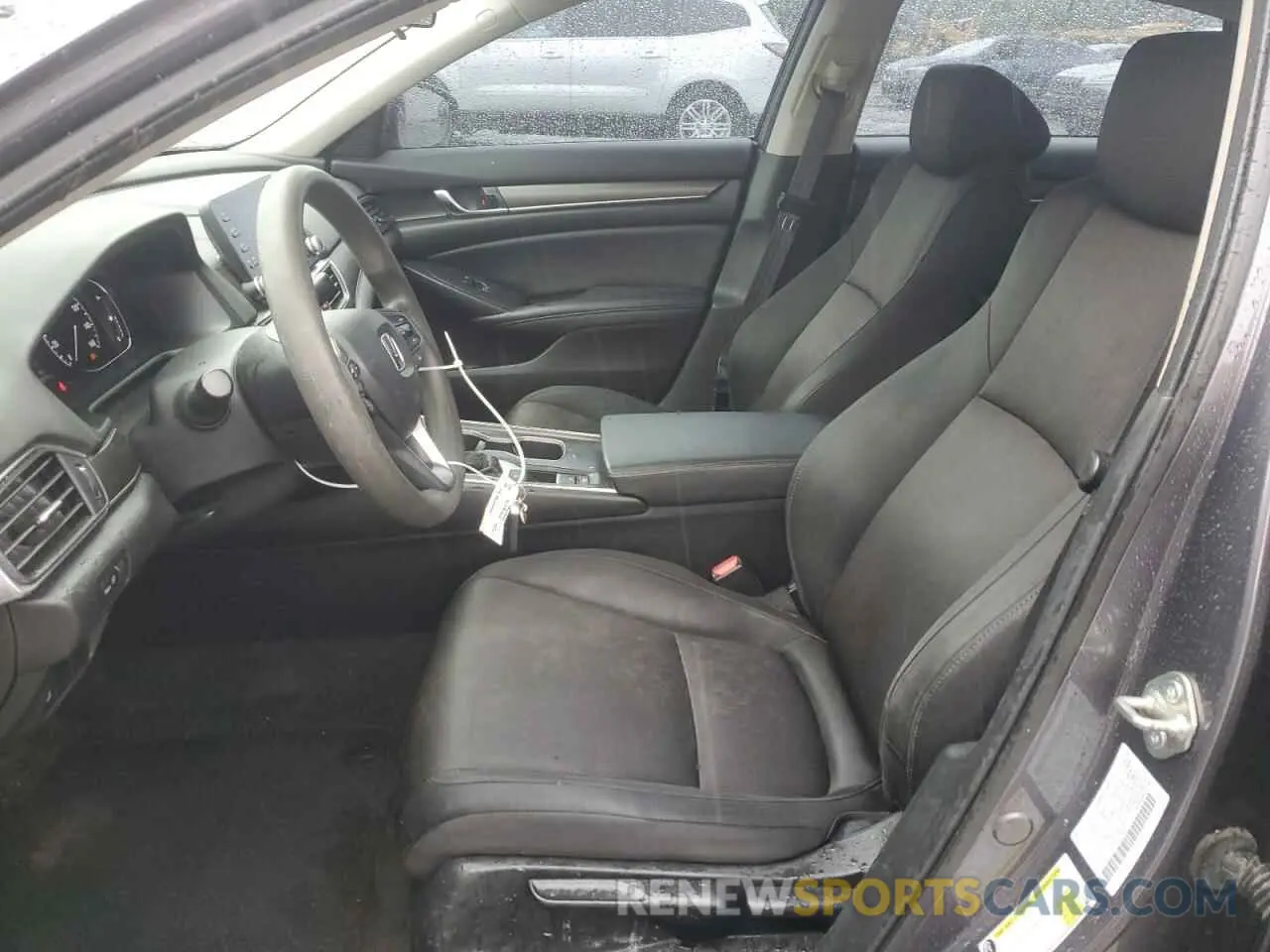 7 Photograph of a damaged car 1HGCV1F10KA154047 HONDA ACCORD 2019