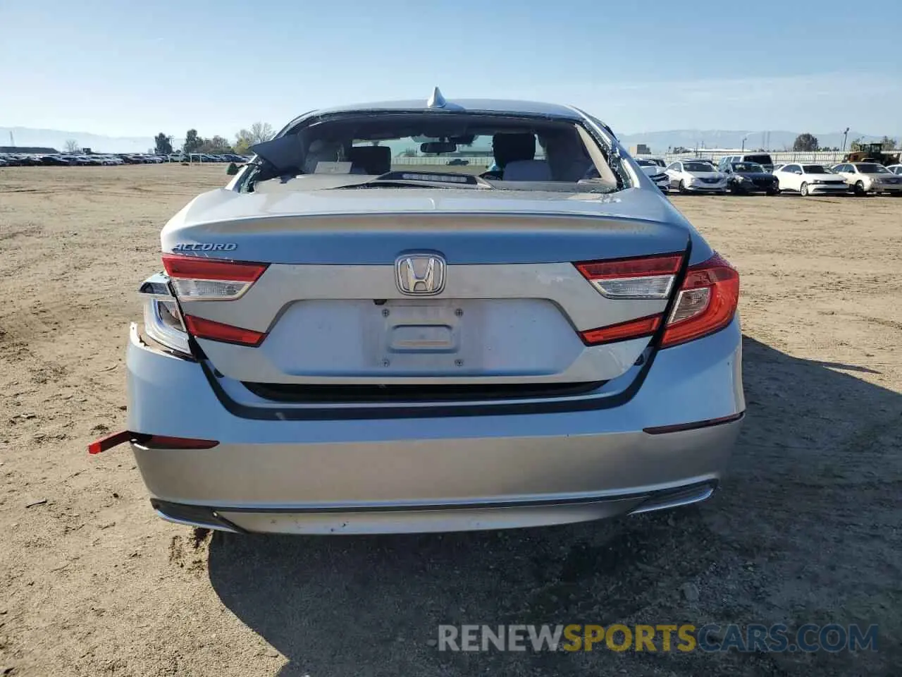 6 Фотография поврежденного автомобиля 1HGCV1F10KA167932 HONDA ACCORD 2019