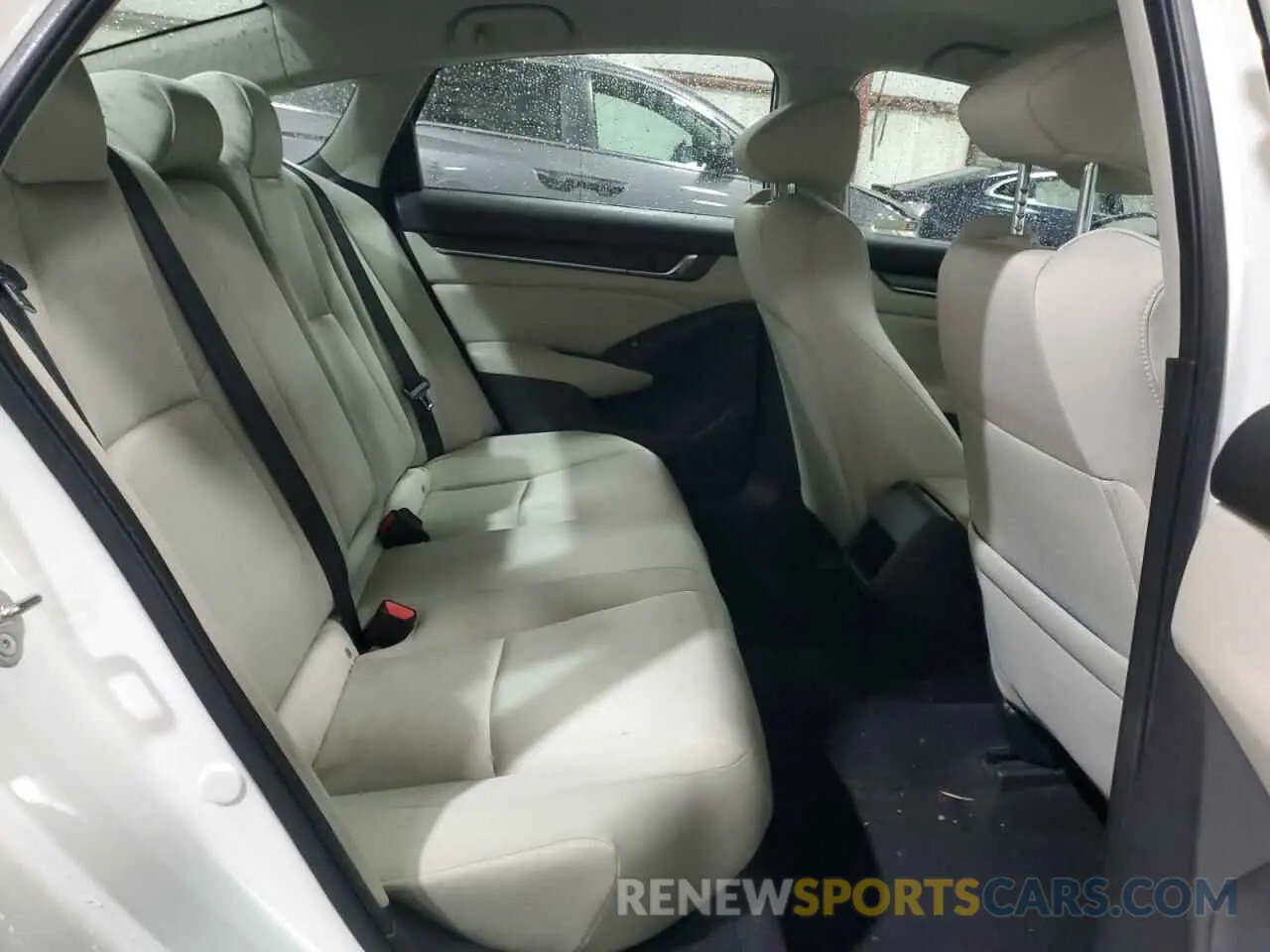 10 Photograph of a damaged car 1HGCV1F11KA006778 HONDA ACCORD 2019