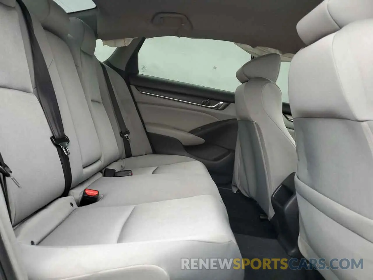 10 Photograph of a damaged car 1HGCV1F11KA103057 HONDA ACCORD 2019