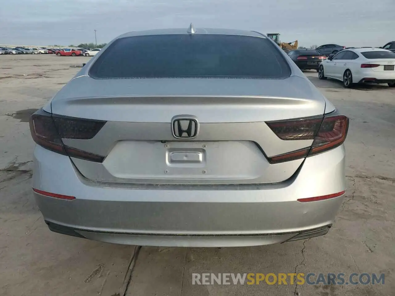 6 Photograph of a damaged car 1HGCV1F11KA103687 HONDA ACCORD 2019