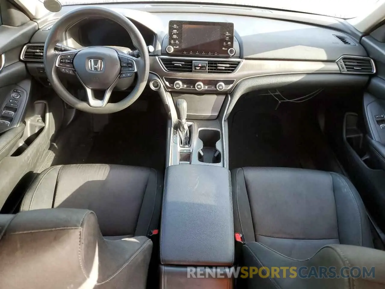 8 Фотография поврежденного автомобиля 1HGCV1F12KA009673 HONDA ACCORD 2019