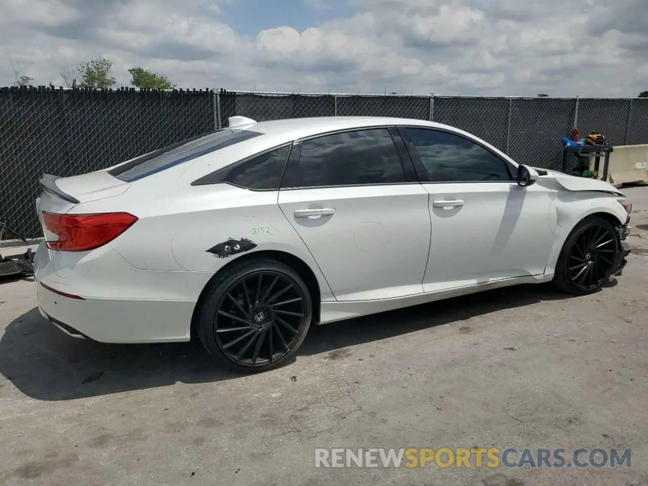 3 Photograph of a damaged car 1HGCV1F12KA102855 HONDA ACCORD 2019