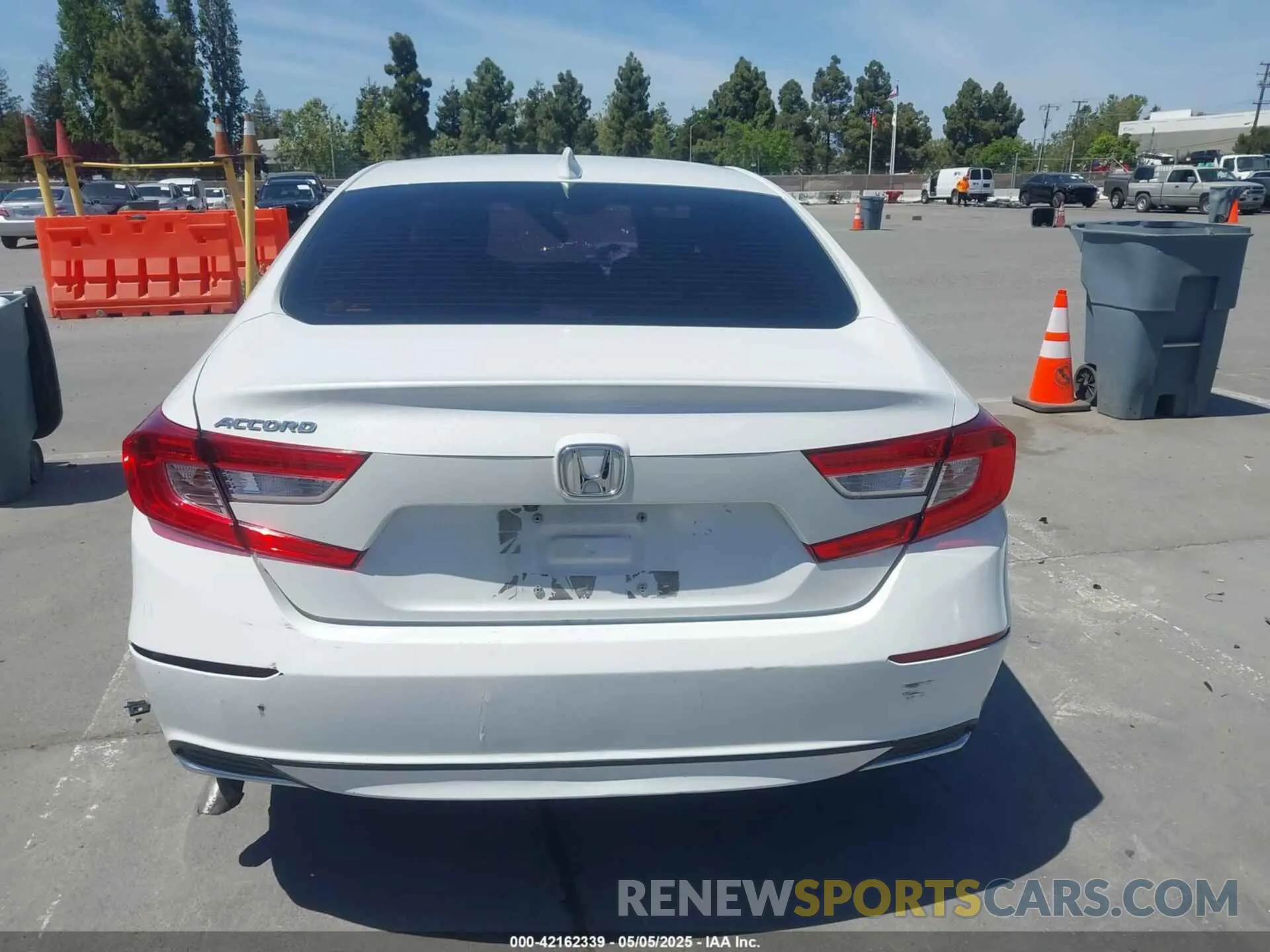 16 Фотография поврежденного автомобиля 1HGCV1F12KA130655 HONDA ACCORD 2019